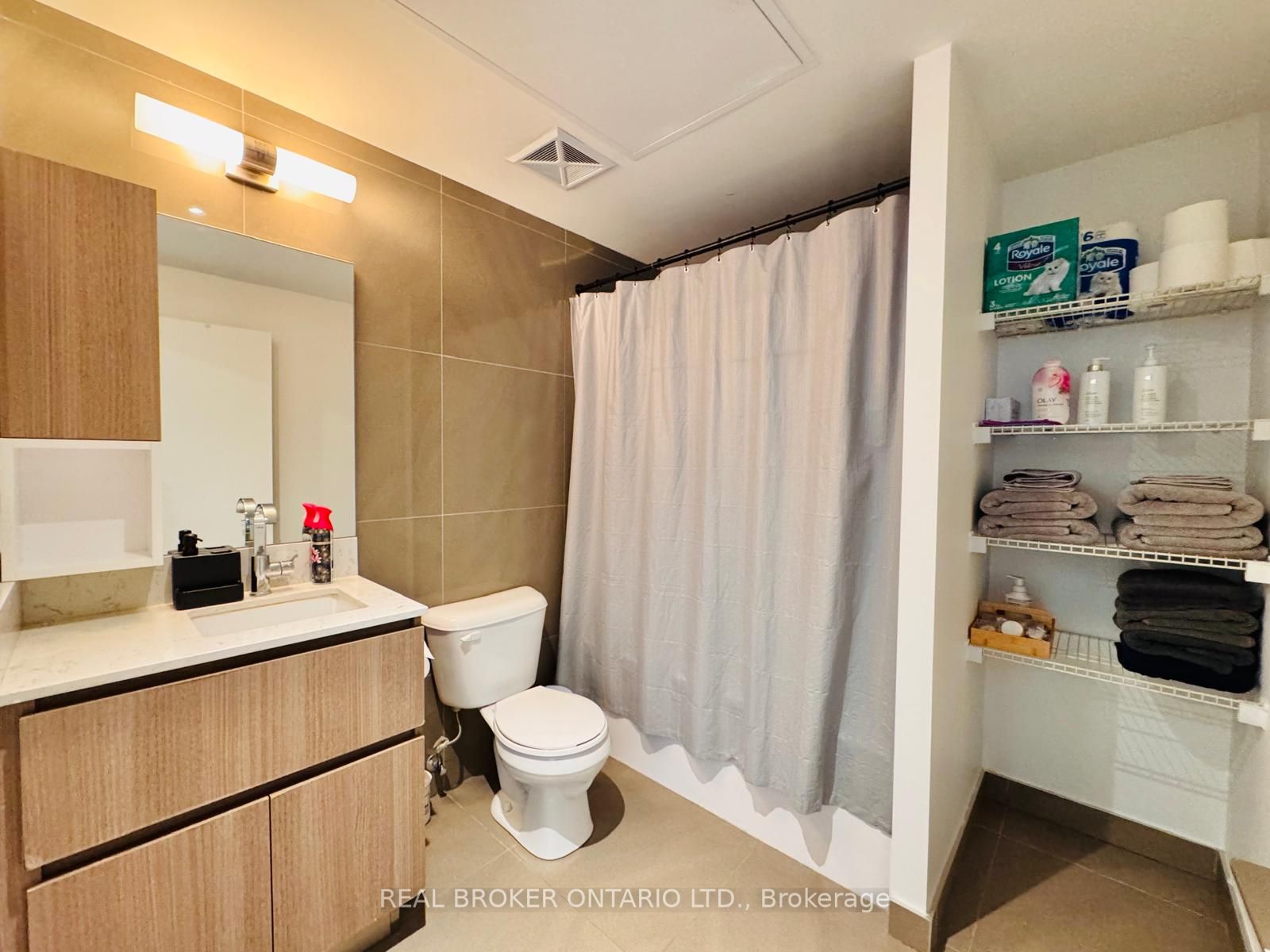 15 Baseball Place 717 Property Photo 13