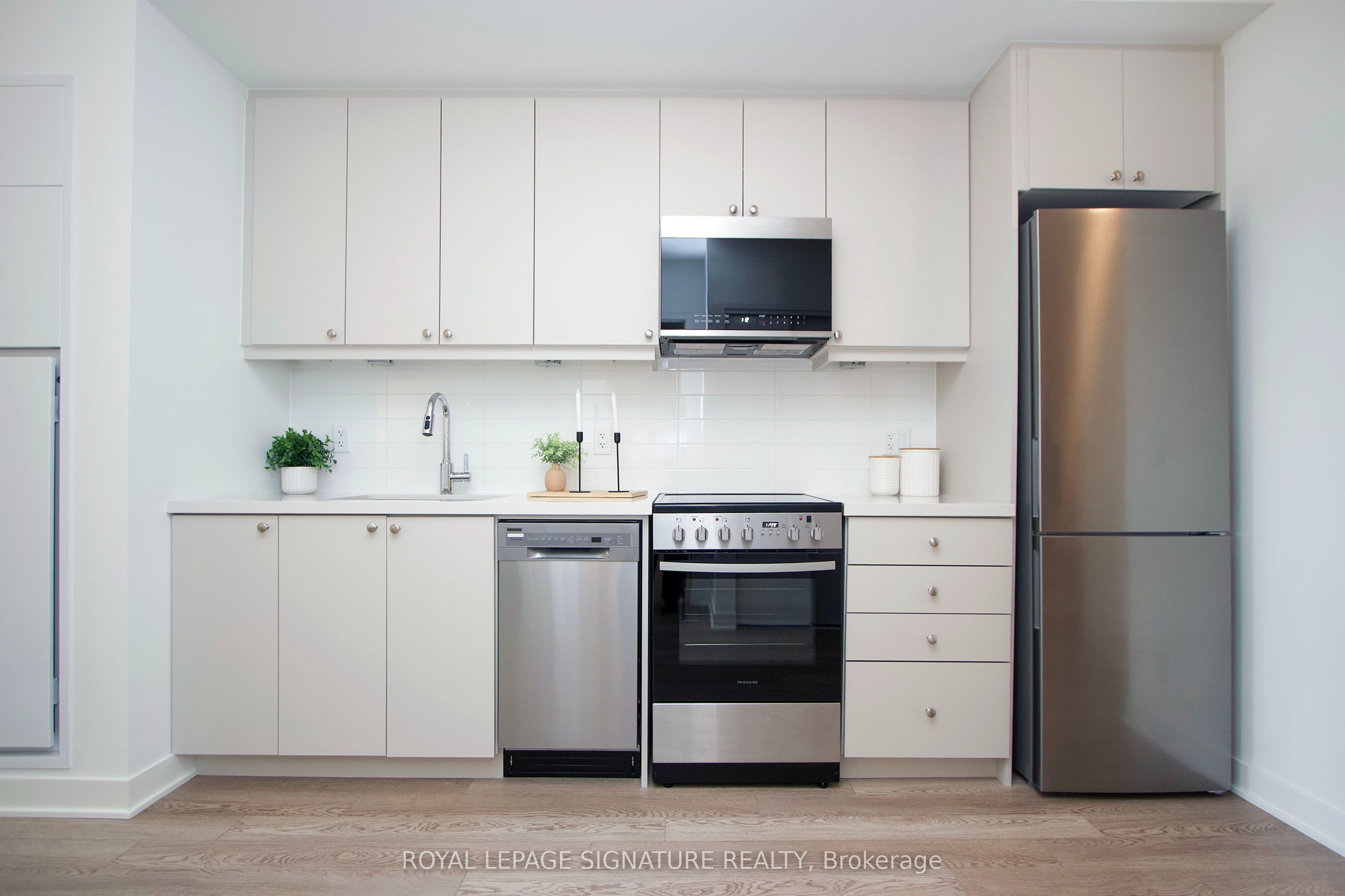 51 Clarington Boulevard 613 Property Photo 2