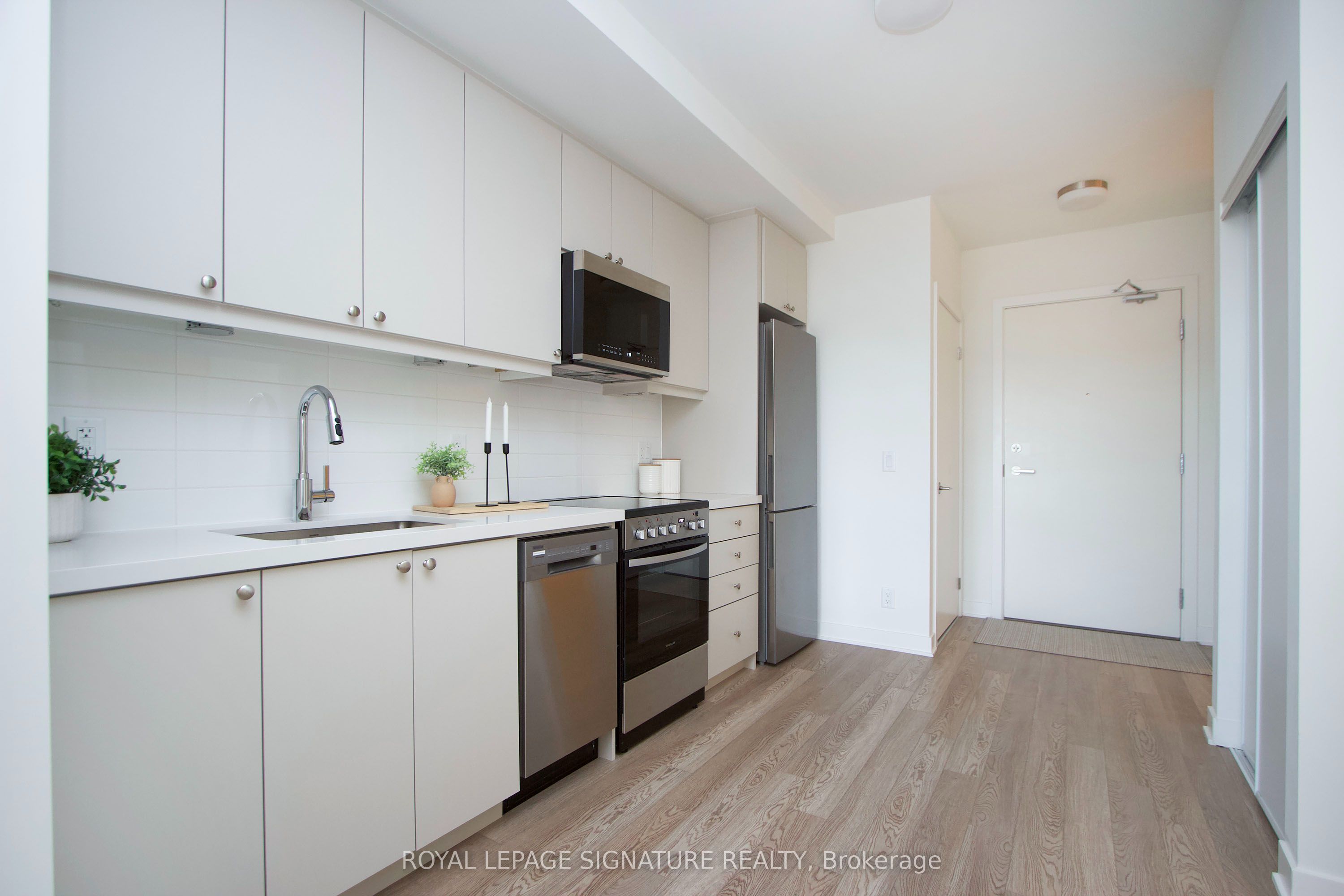 51 Clarington Boulevard 613 Property Photo 4