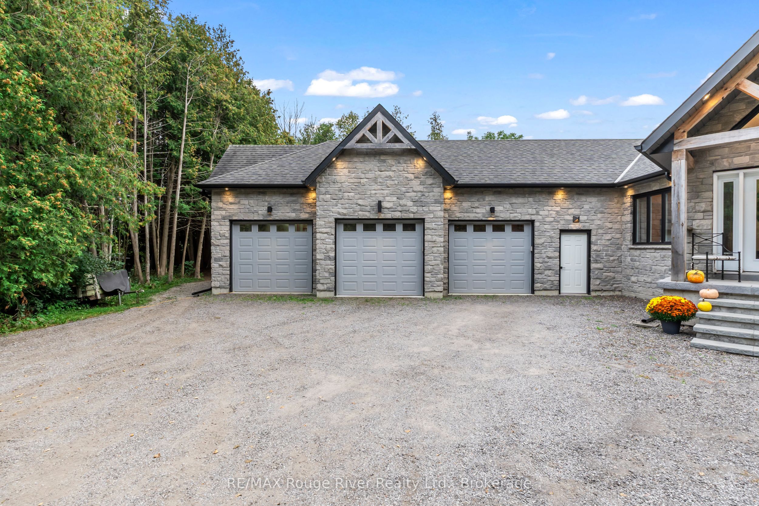 4500 Old Scugog Road Property Photo 4