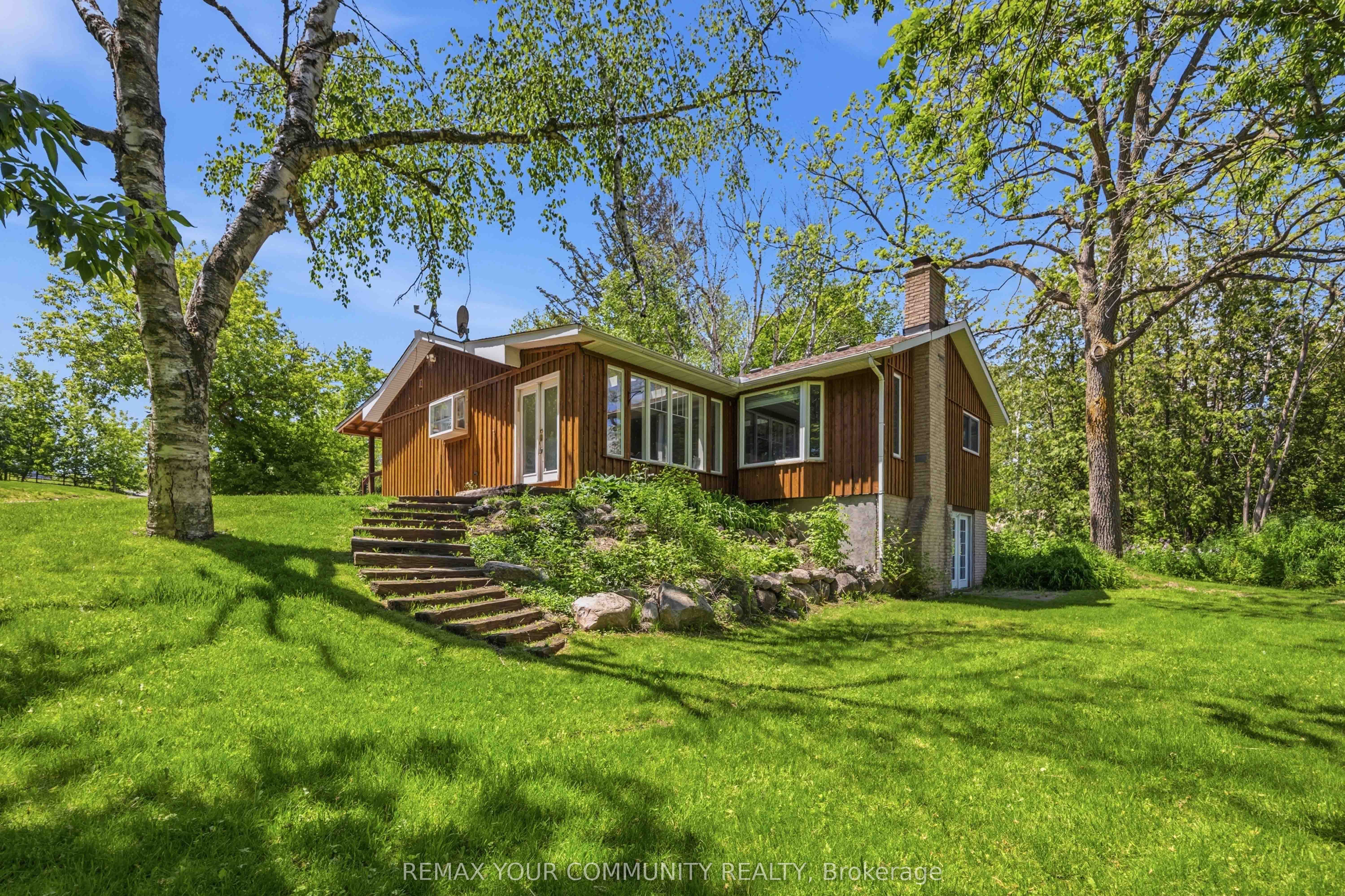 6680 Coronation Road Property Photo 5