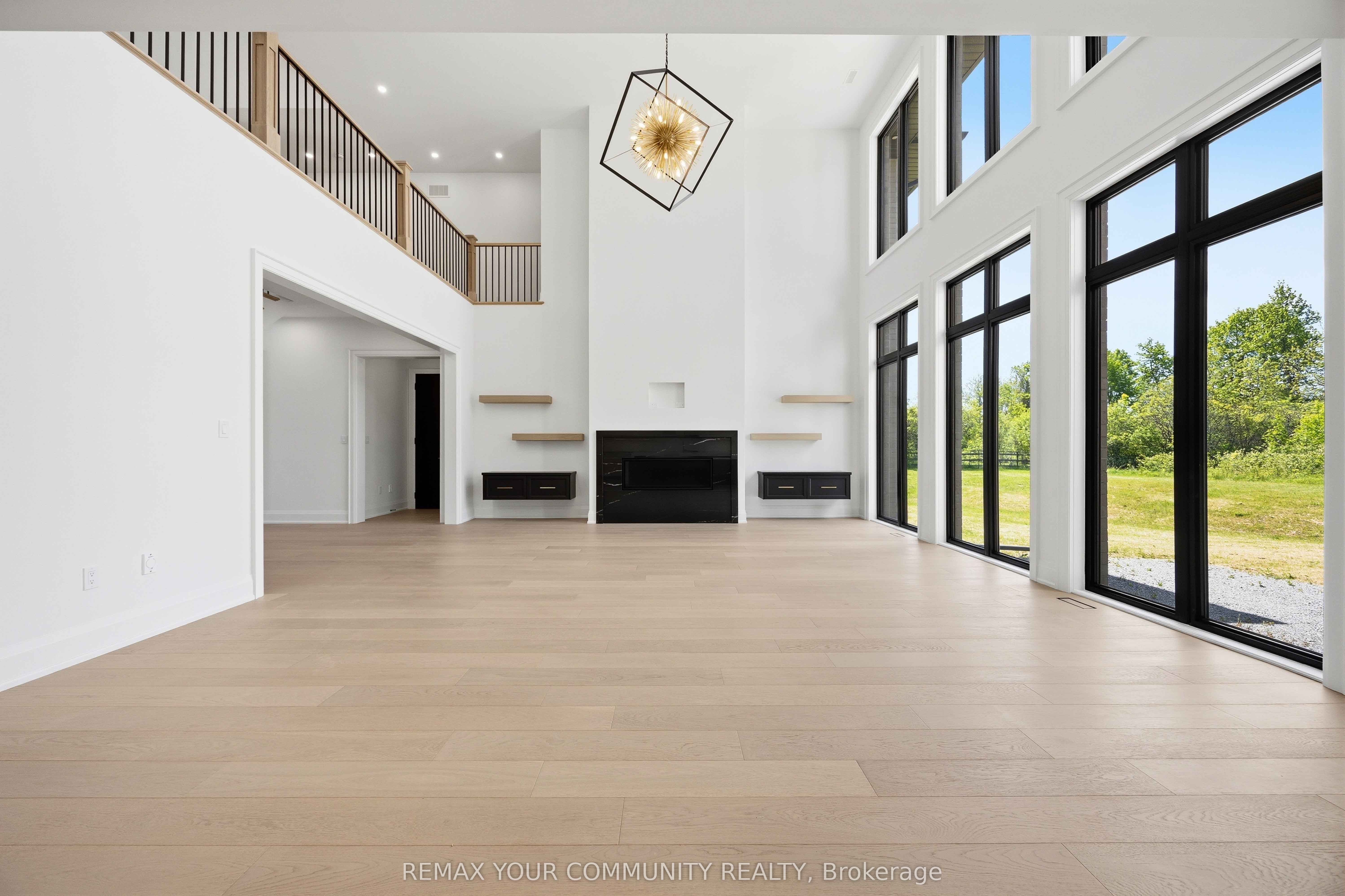 6680 Coronation Road Property Photo 10