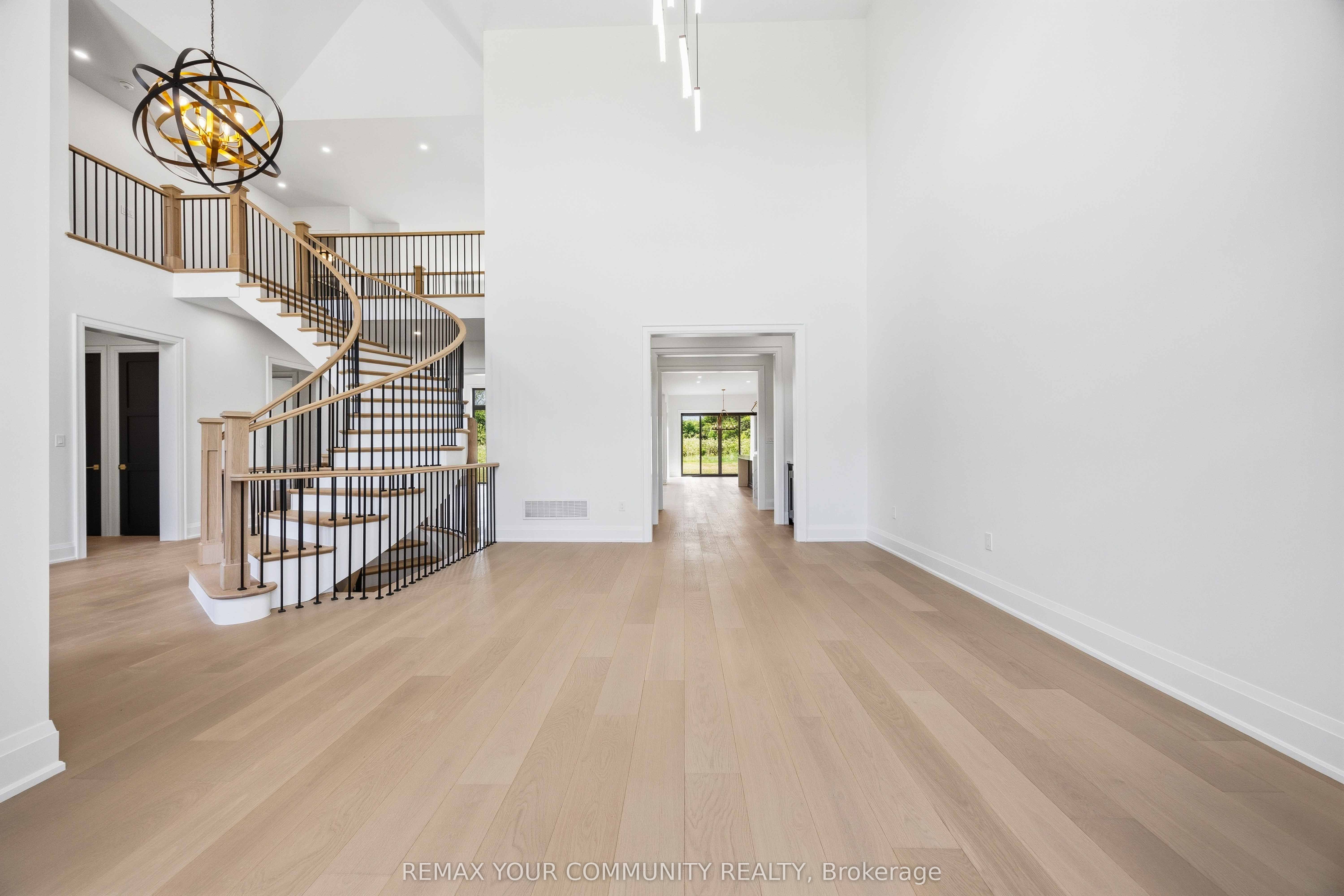 6680 Coronation Road Property Photo 12