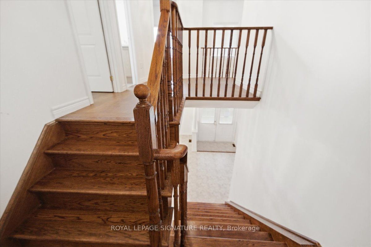 106 Craggview Drive Property Photo 20