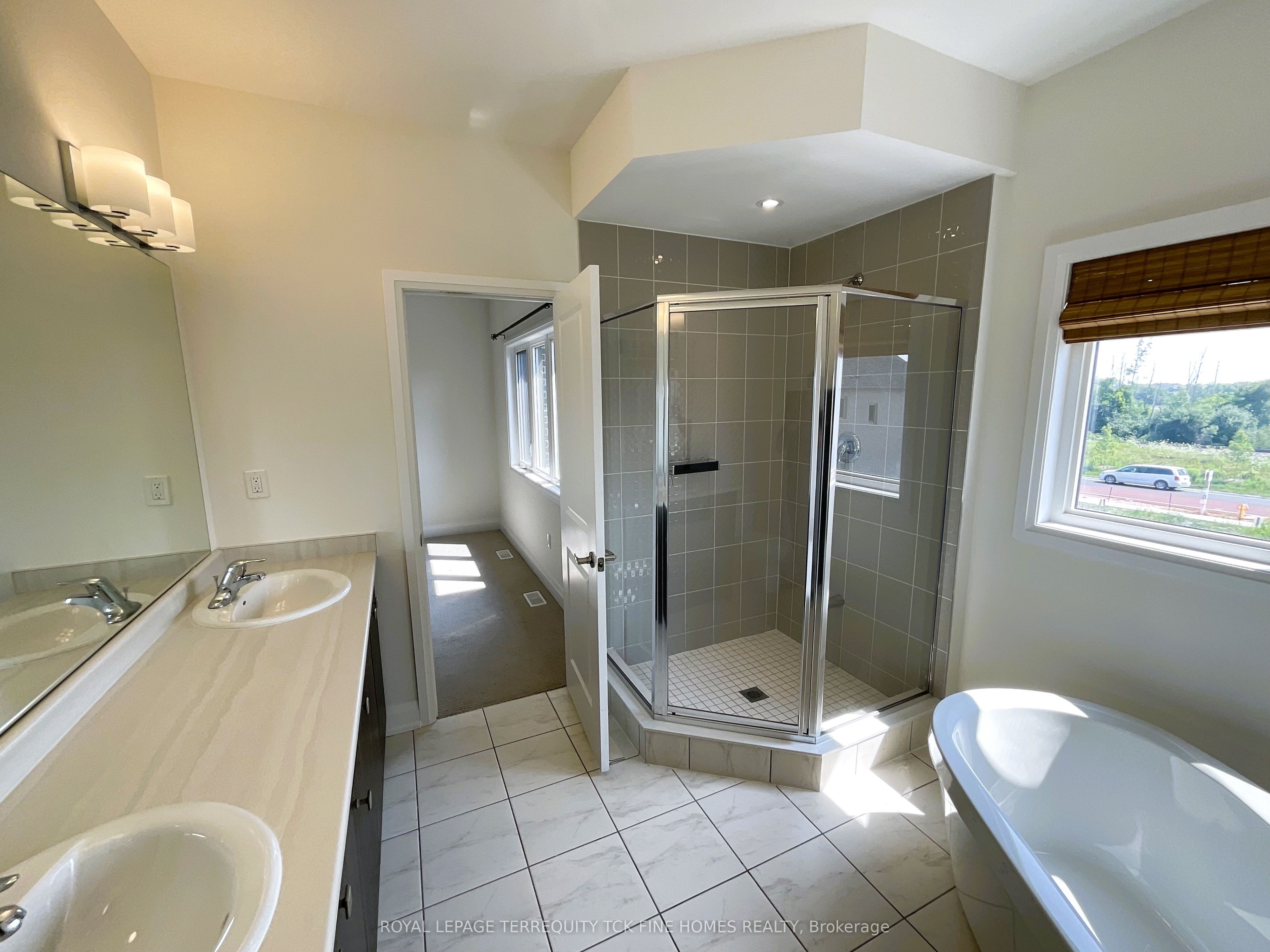 43 Auckland Drive Property Photo 29