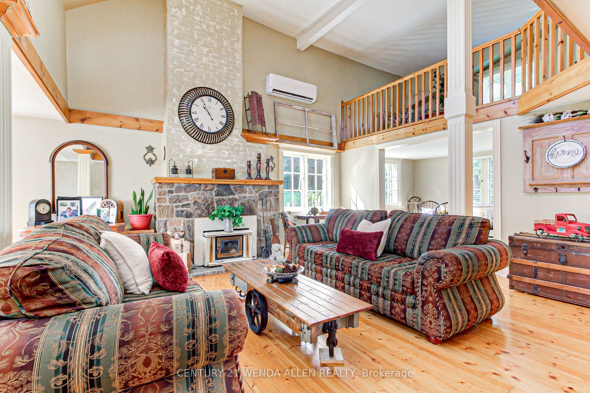 5295 - 5315 Sideline 16 Road Property Photo 7