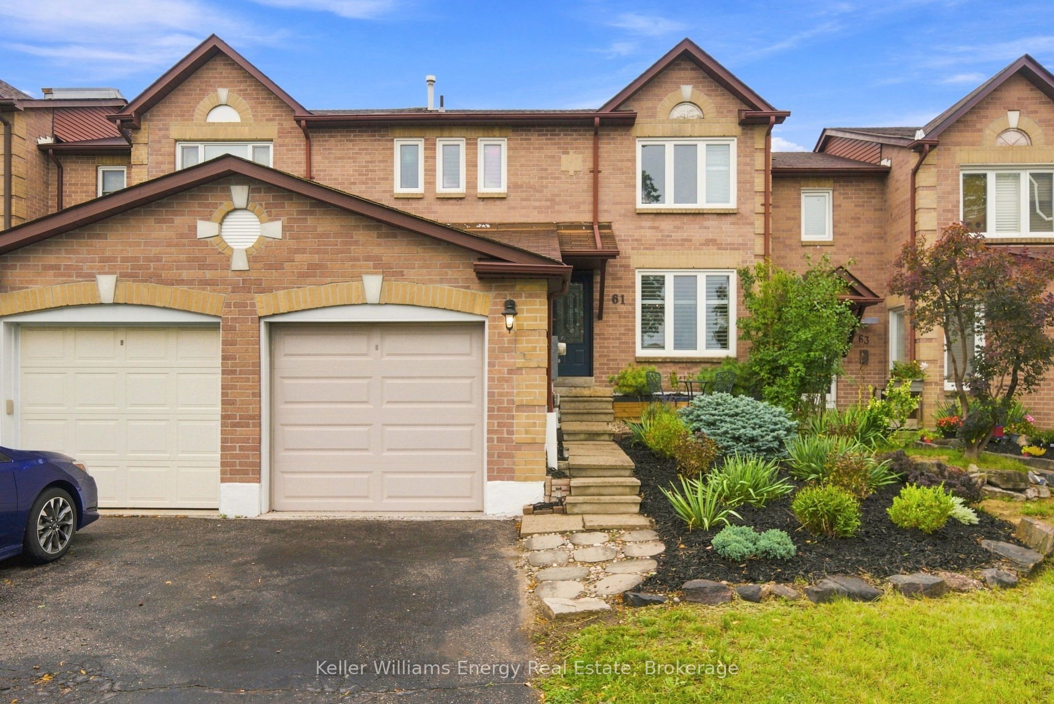 61 Fernbank Place Property Photo 1