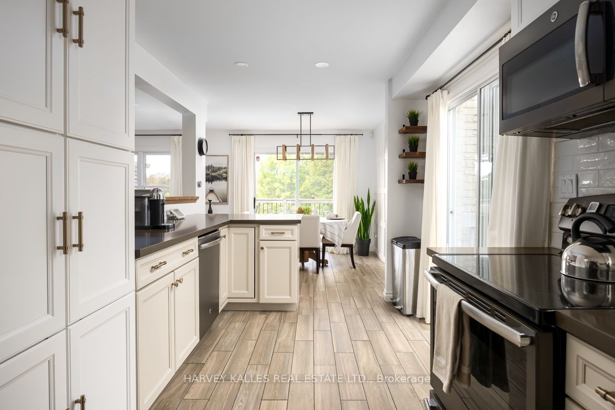 247 Overbank Drive Property Photo 18