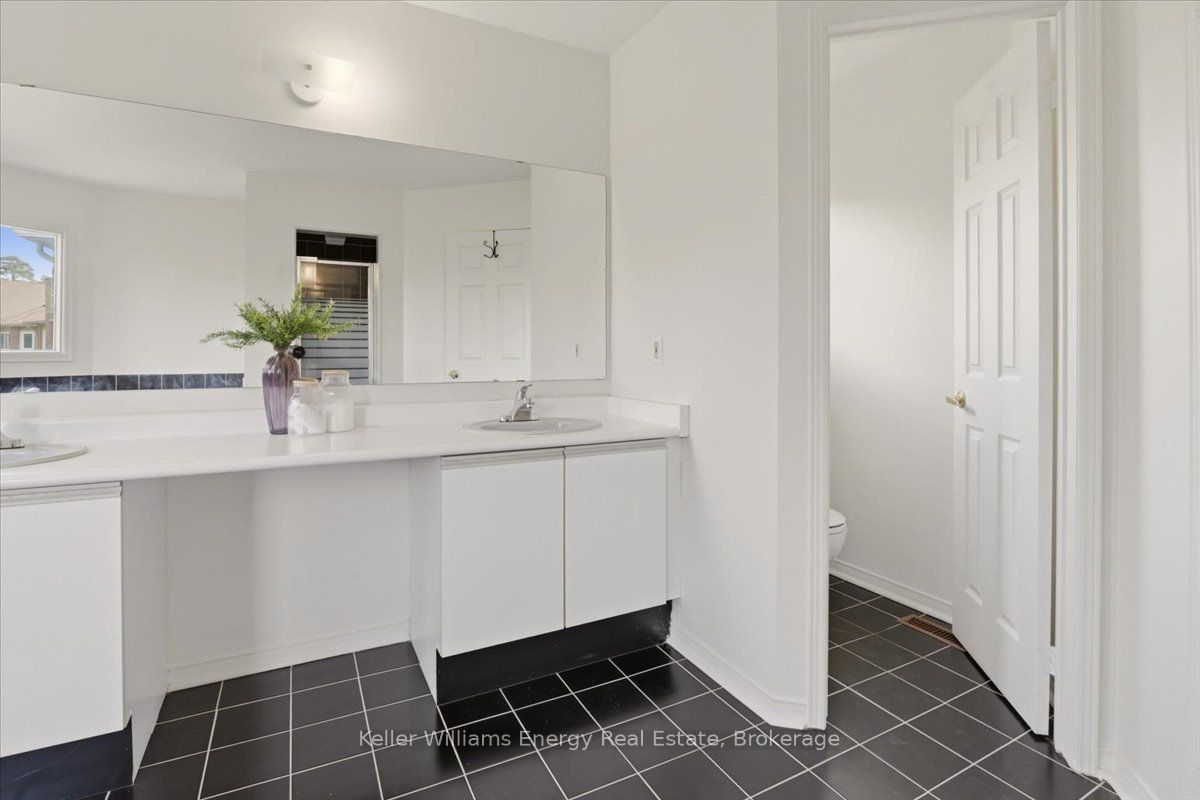 70 Willowbrook Drive Property Photo 37