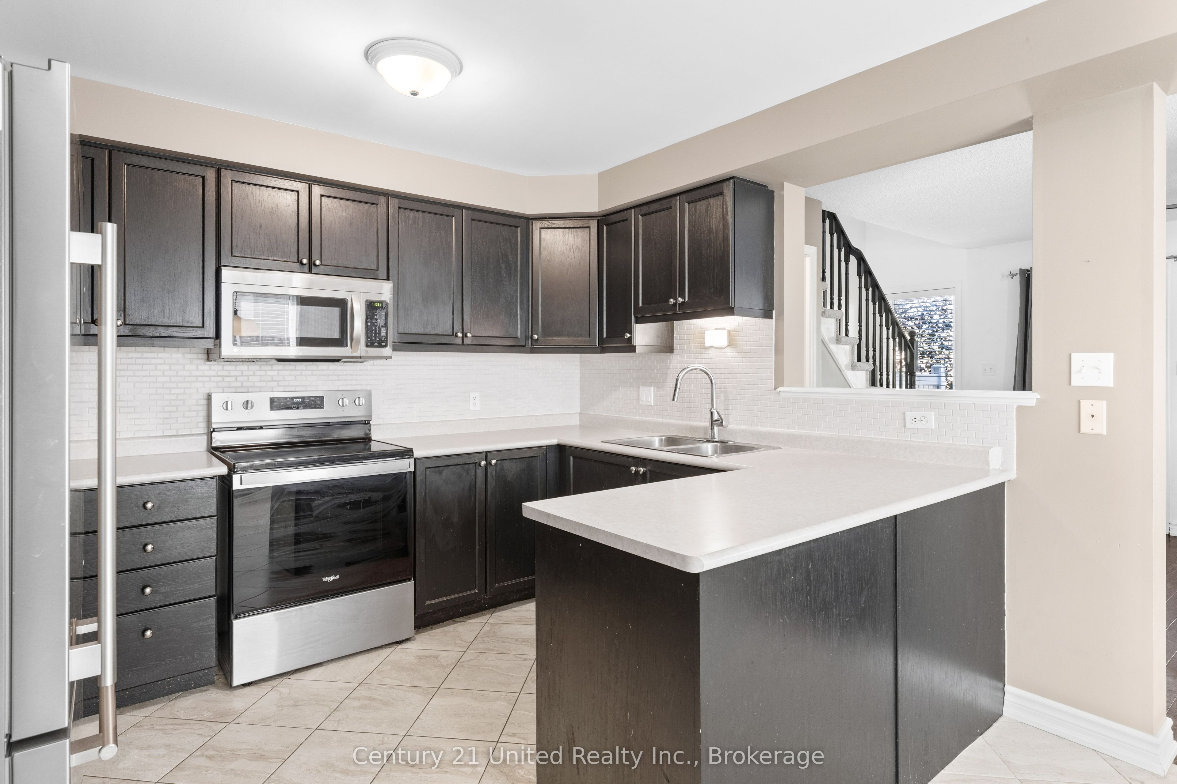 1087 Ormond Drive 16 Property Photo 11