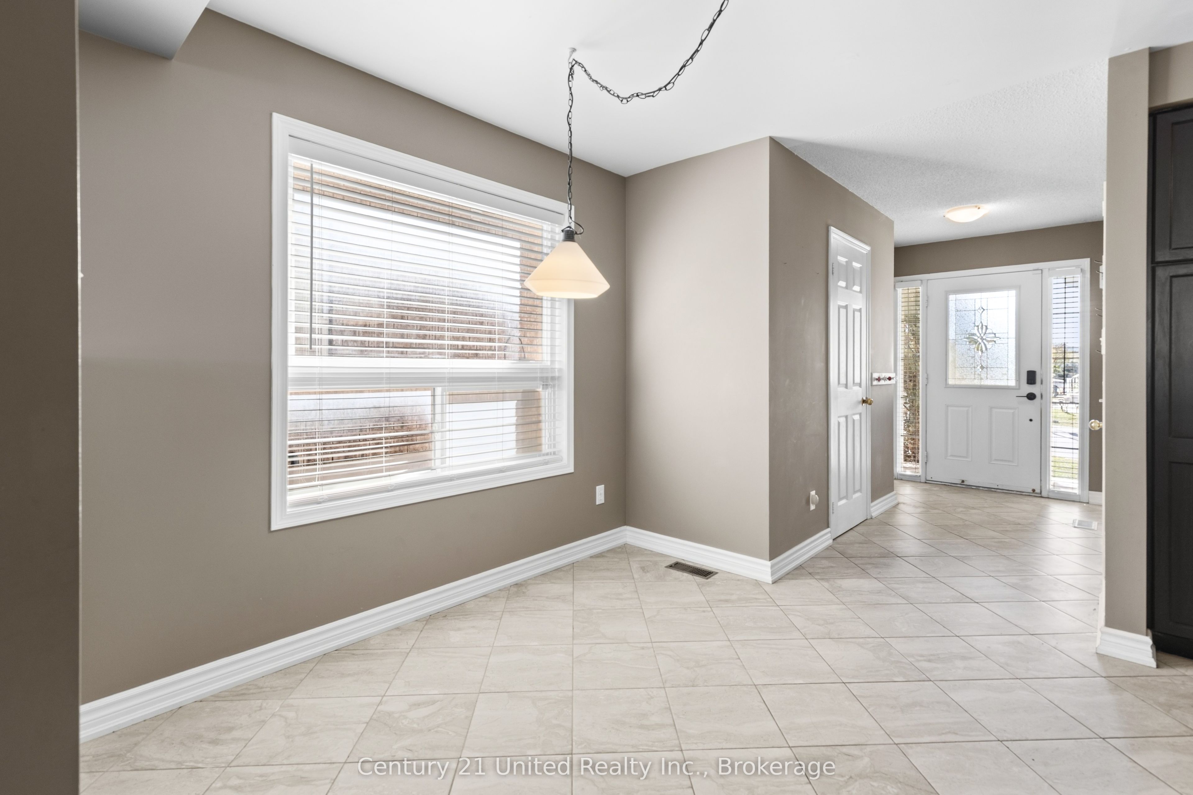 1087 Ormond Drive 16 Property Photo 18