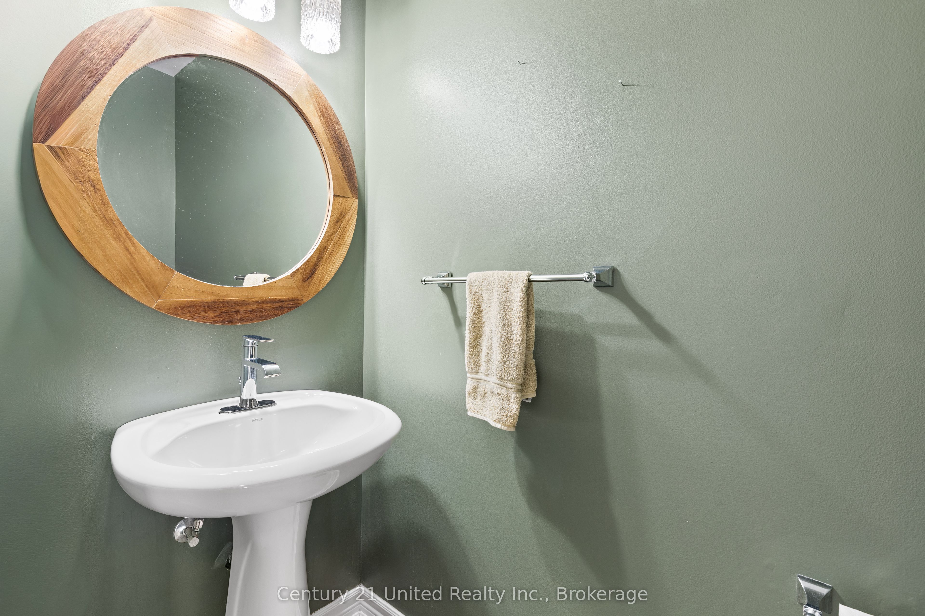 1087 Ormond Drive 16 Property Photo 35