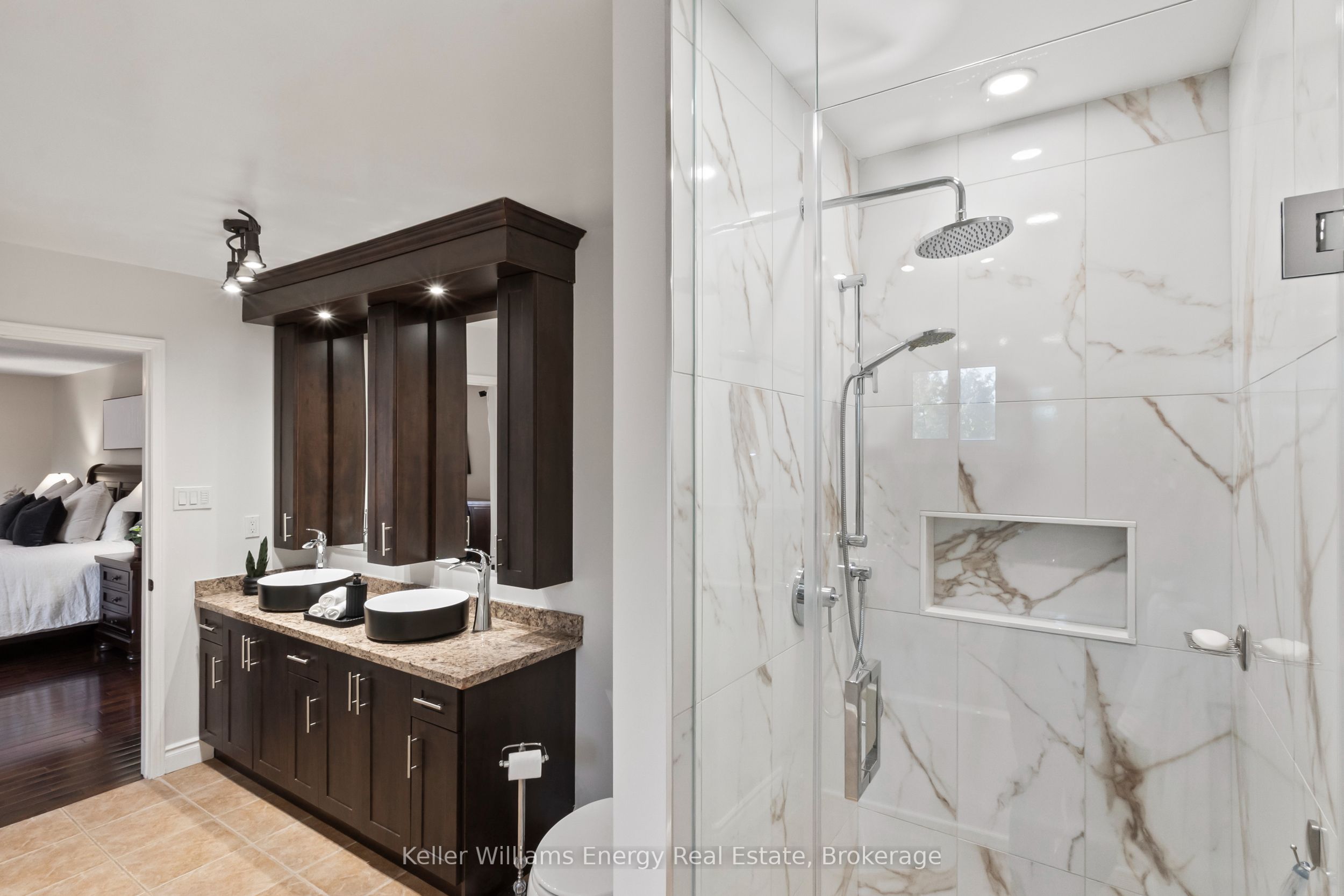 523 Palmtree Crescent Property Photo 24