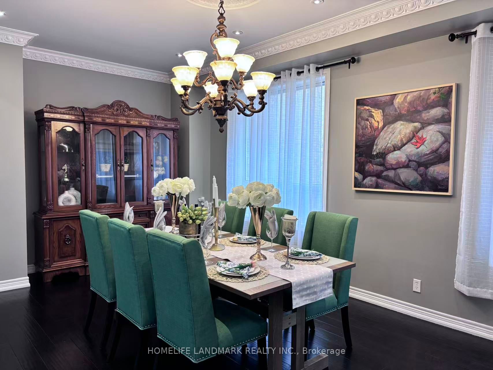 2410 Bridle Road Property Photo 4