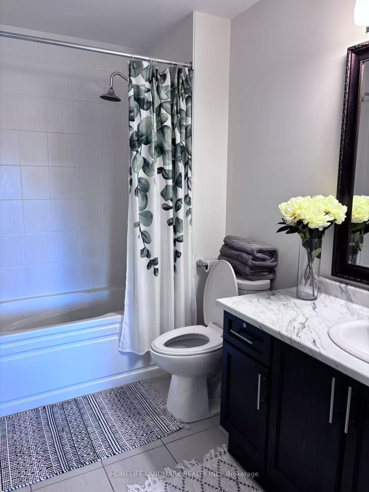 2410 Bridle Road Property Photo 13