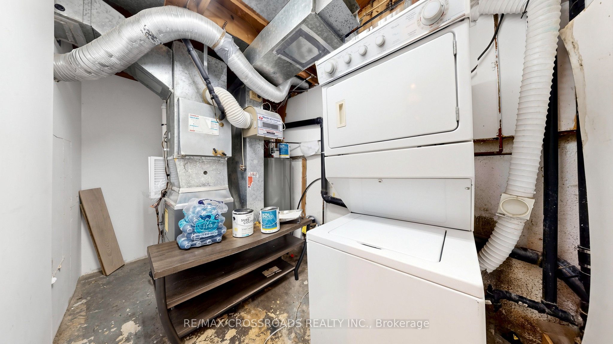 36 United Square Property Photo 25