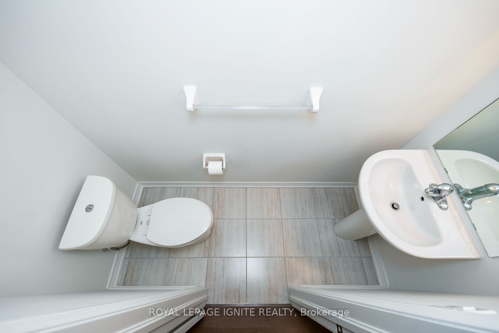 446 Salem Road S Property Photo 24