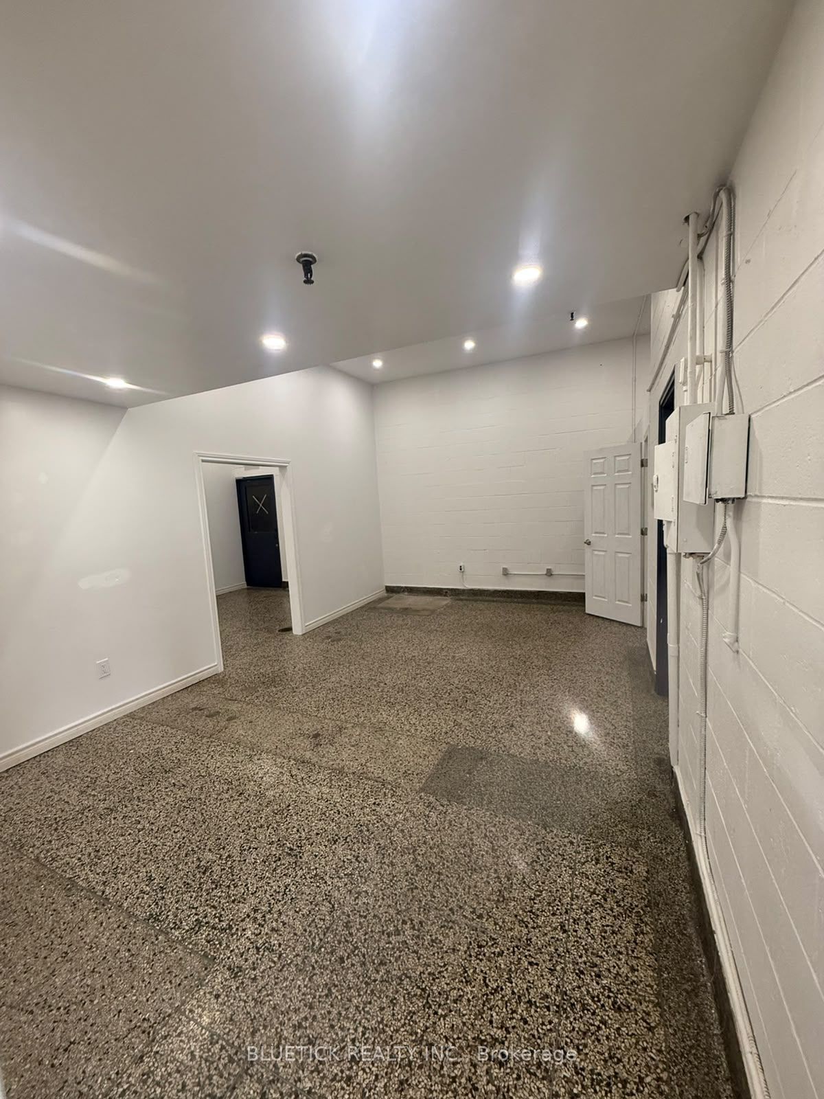 1160 Birchmount Road 2b-2c Property Photo 3