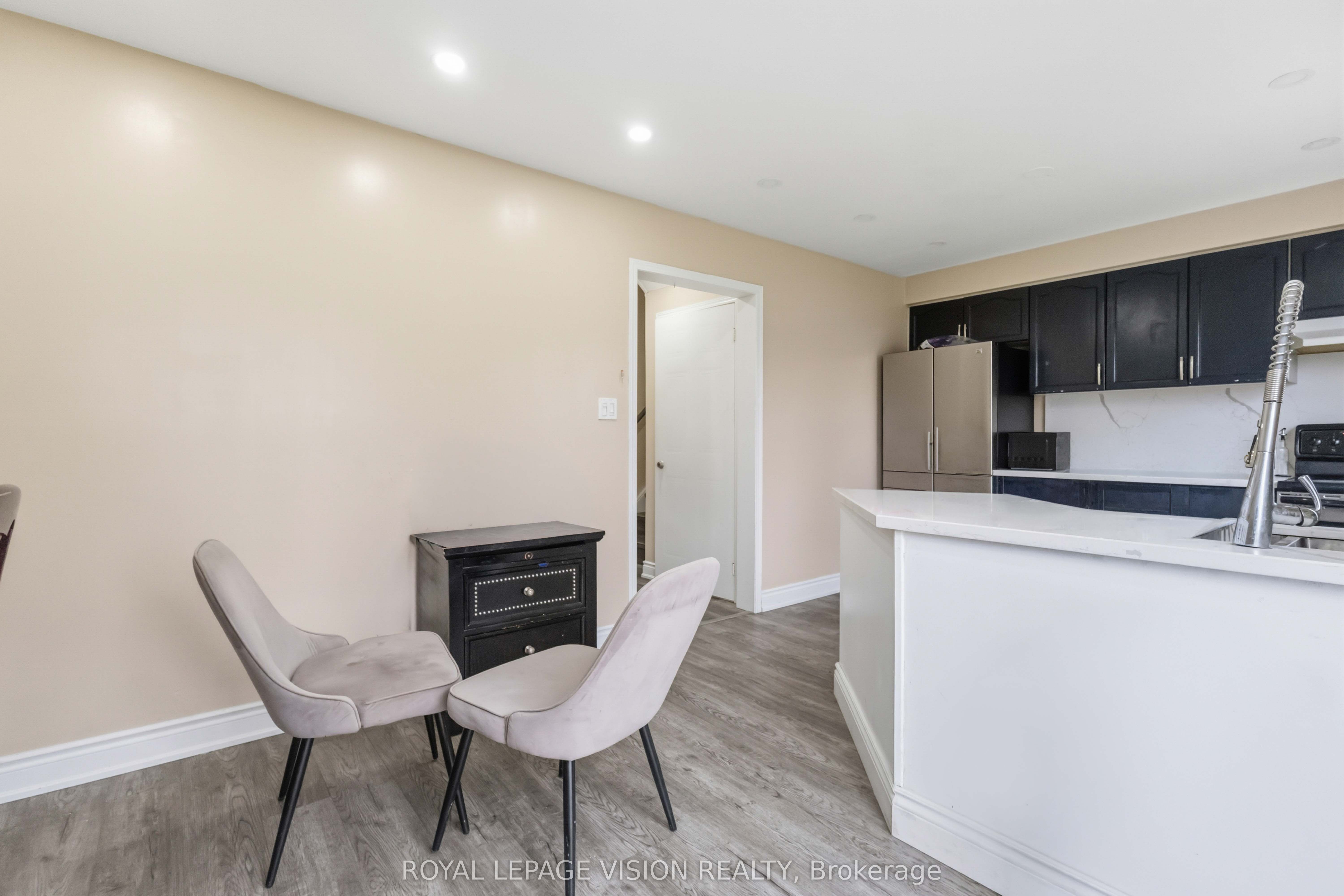 1815 Dalhousie Crescent Property Photo 15