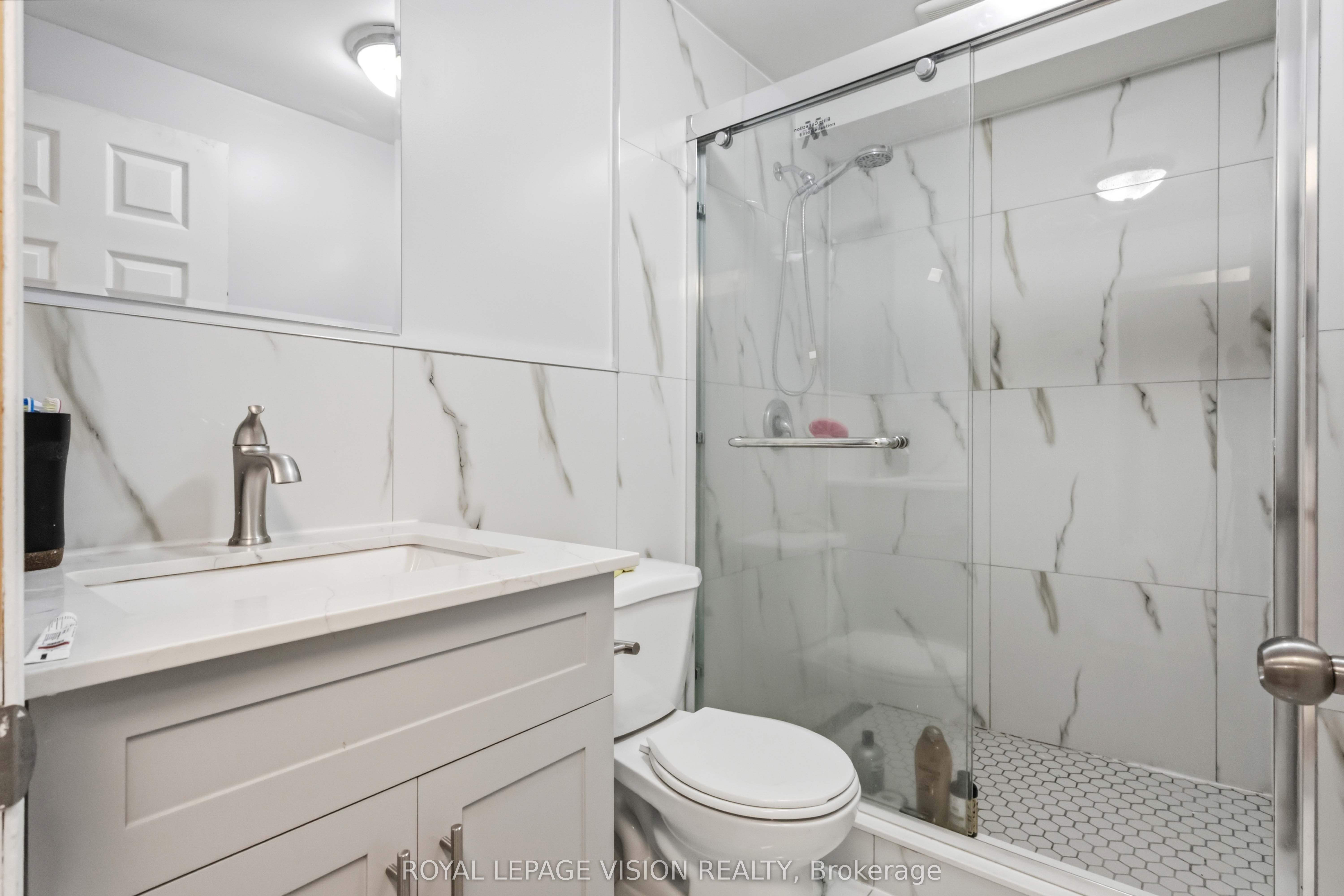 1815 Dalhousie Crescent Property Photo 17