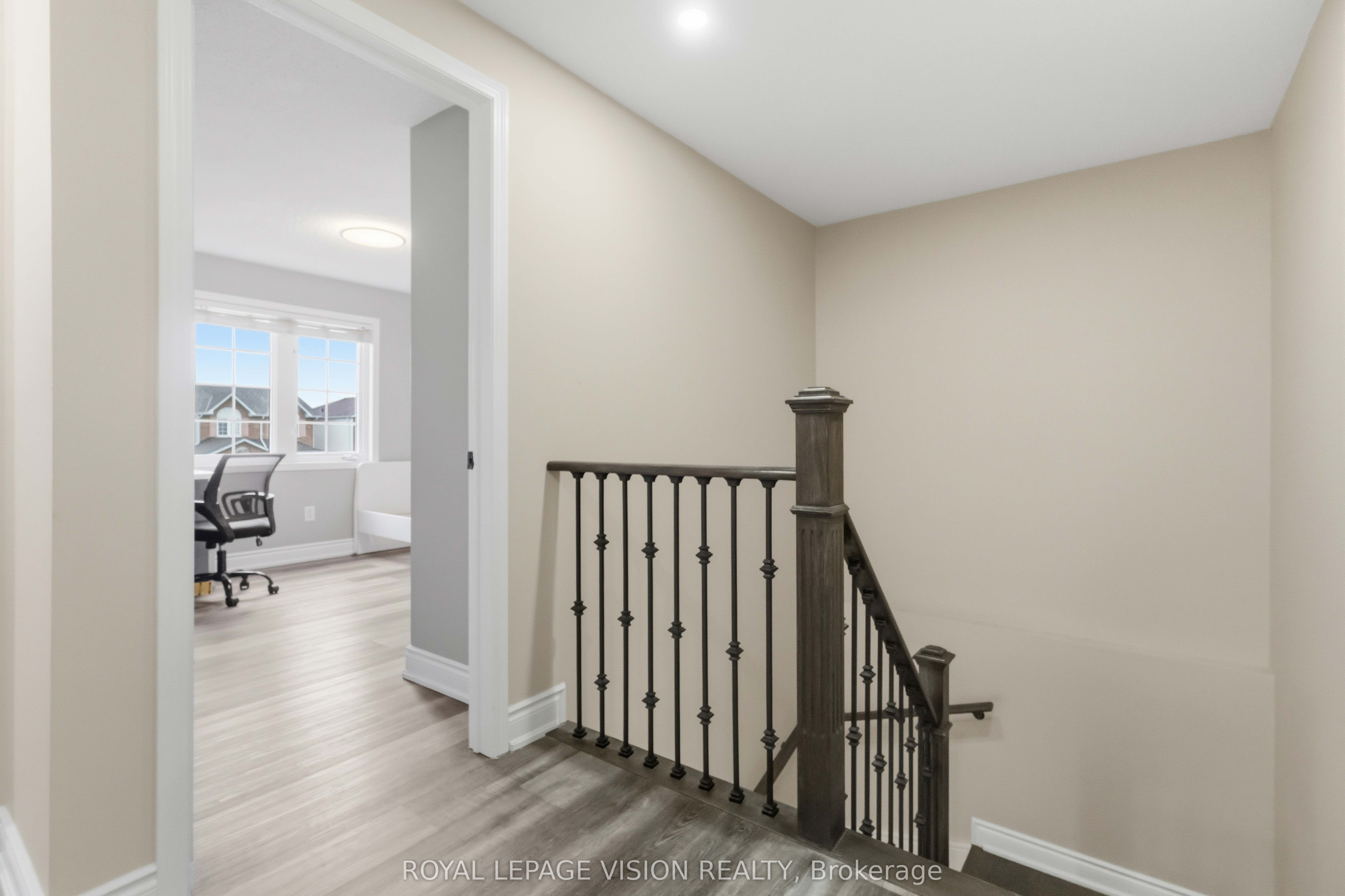 1815 Dalhousie Crescent Property Photo 24