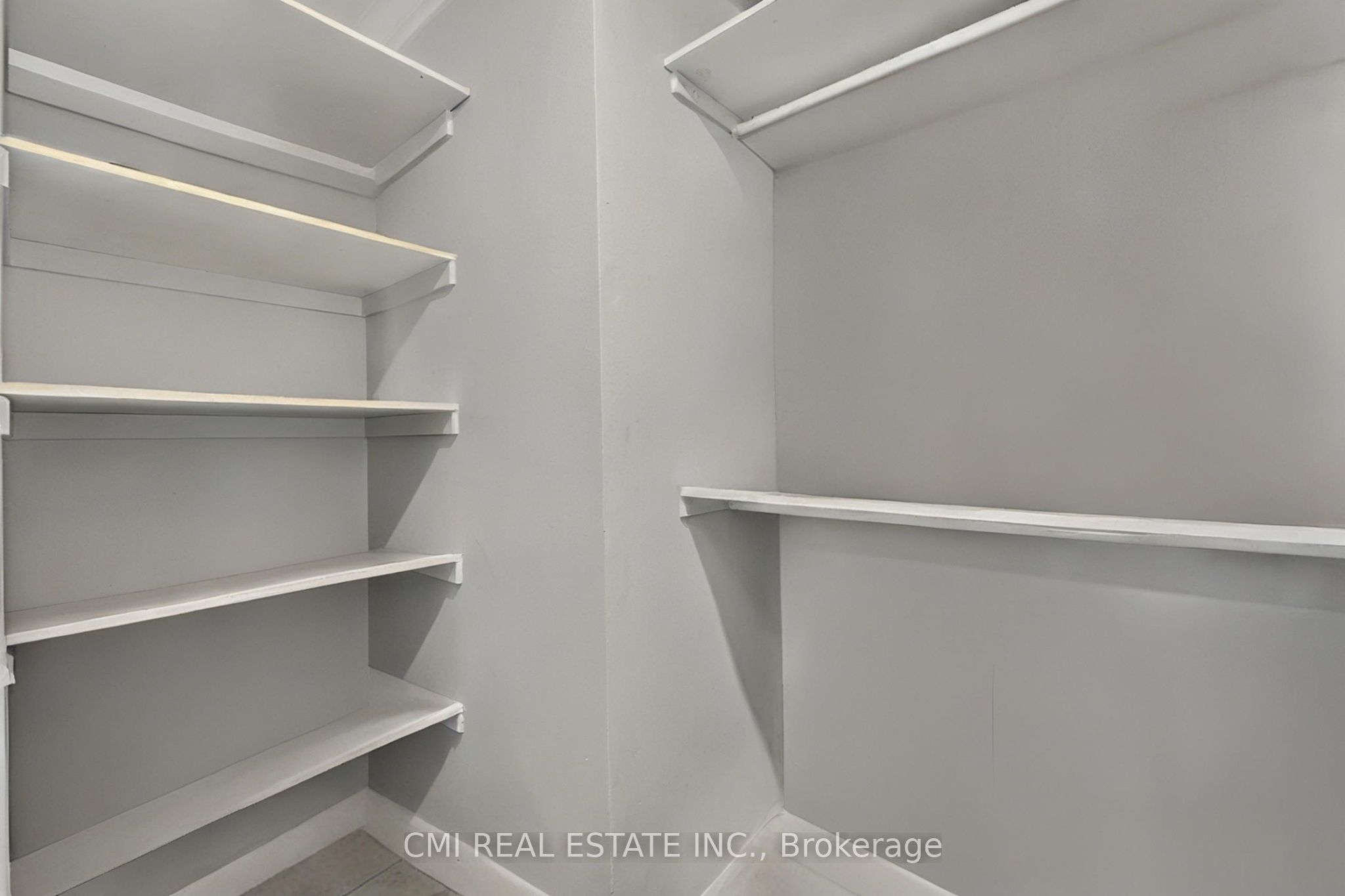 20 Jeavons Avenue Property Photo 24