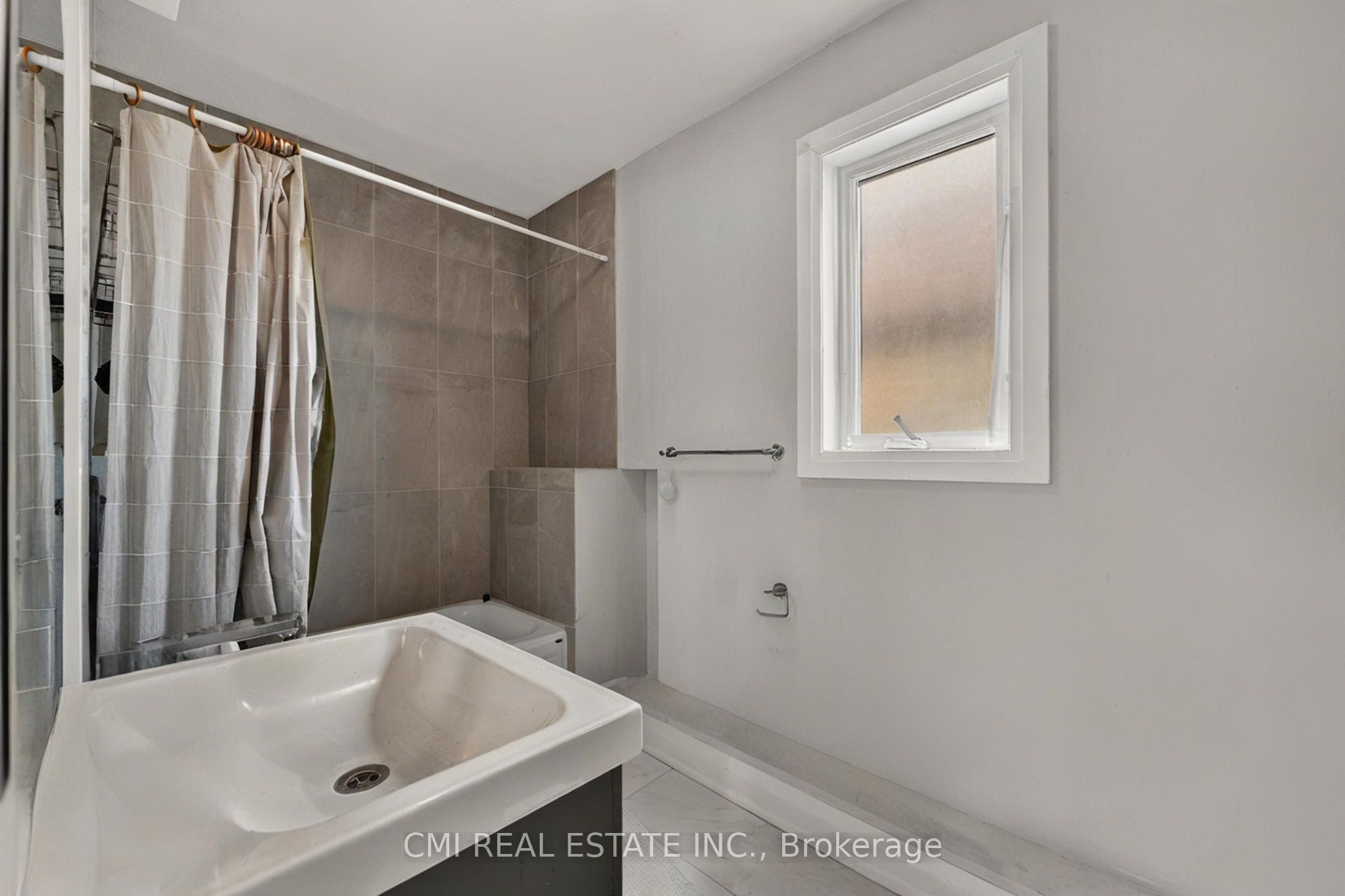 20 Jeavons Avenue Property Photo 31