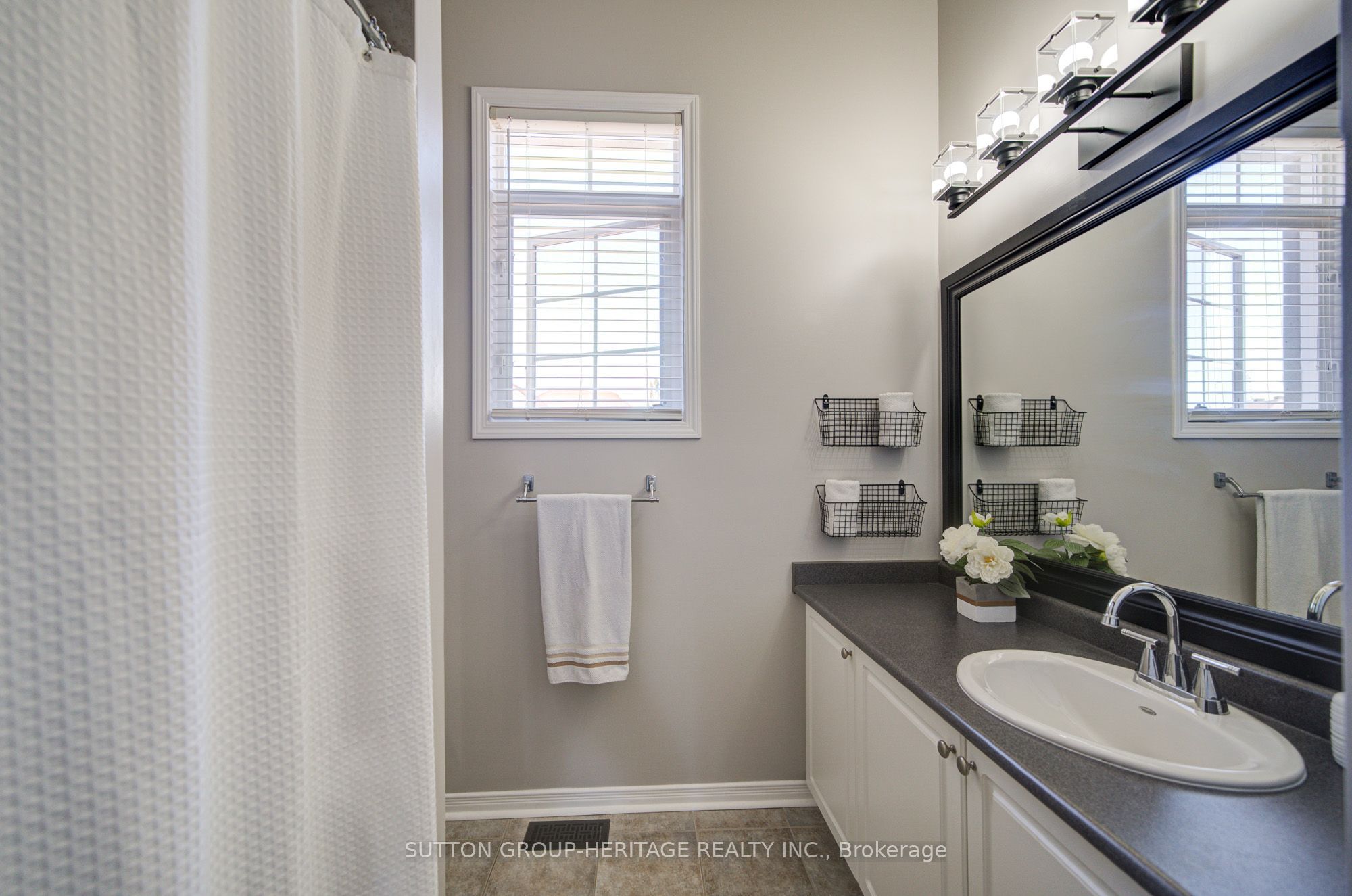 18 Shorten Place Property Photo 36