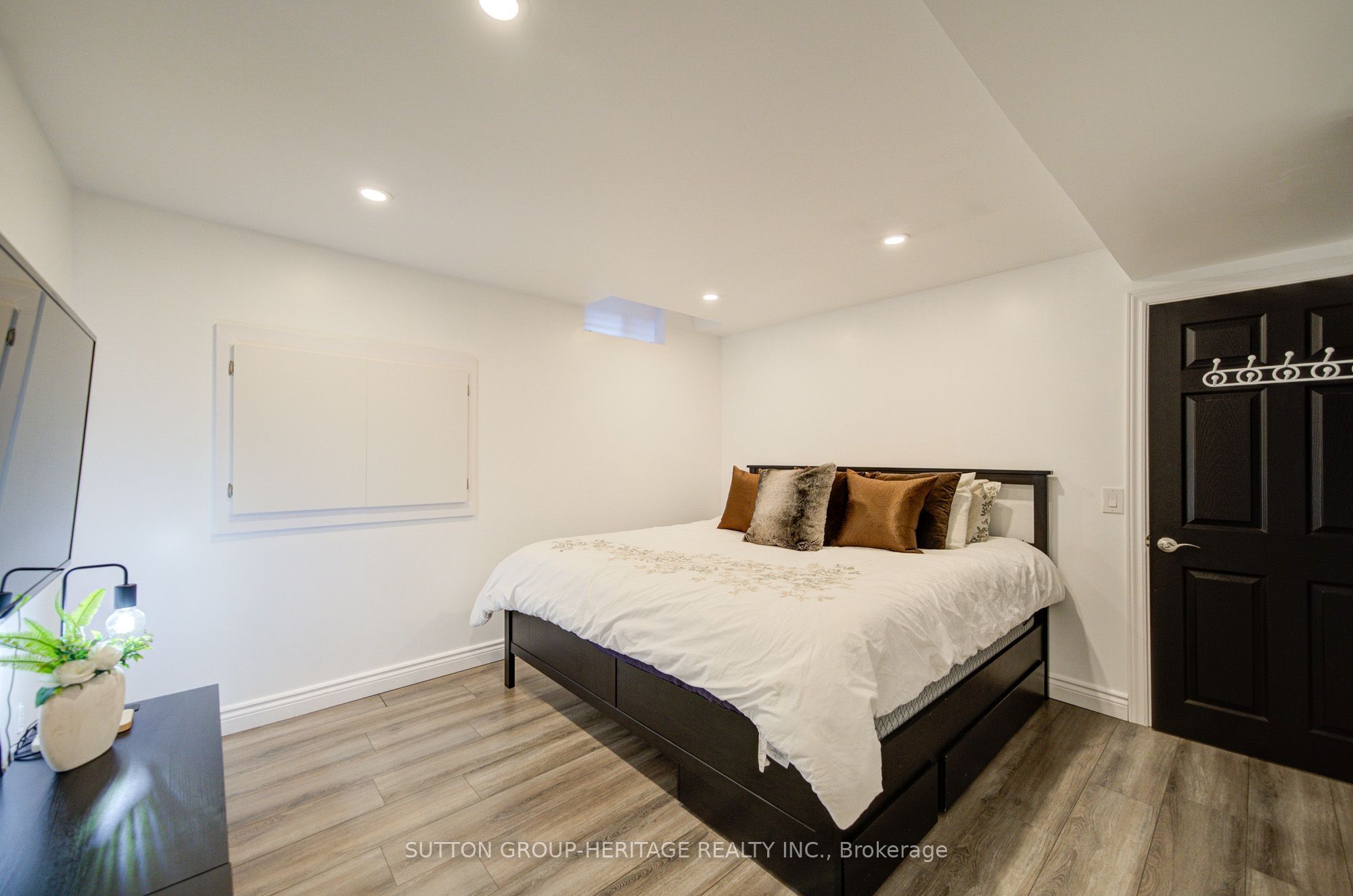 18 Shorten Place Property Photo 47