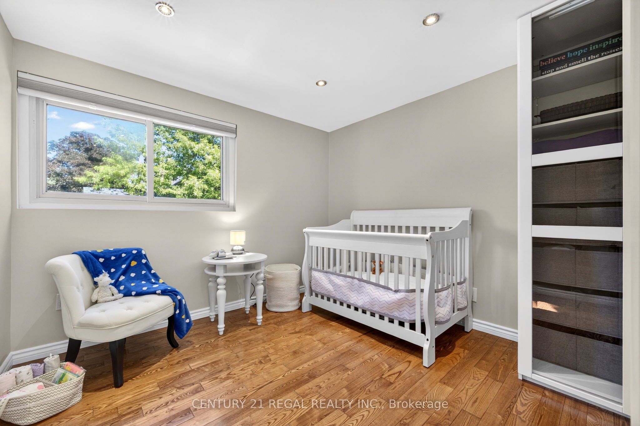 481 Camelot Drive W Property Photo 26