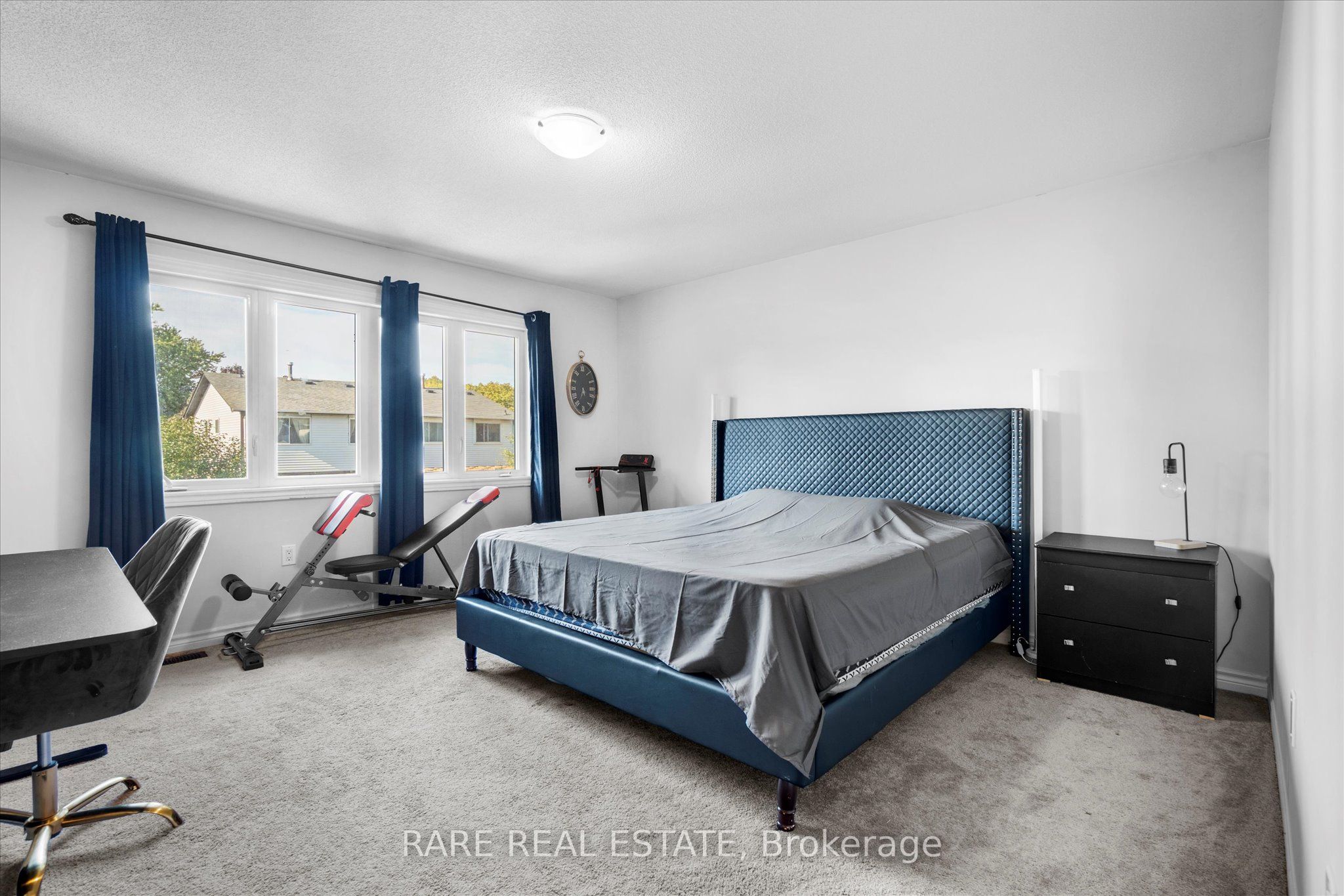 267 Fleetwood Drive Property Photo 11