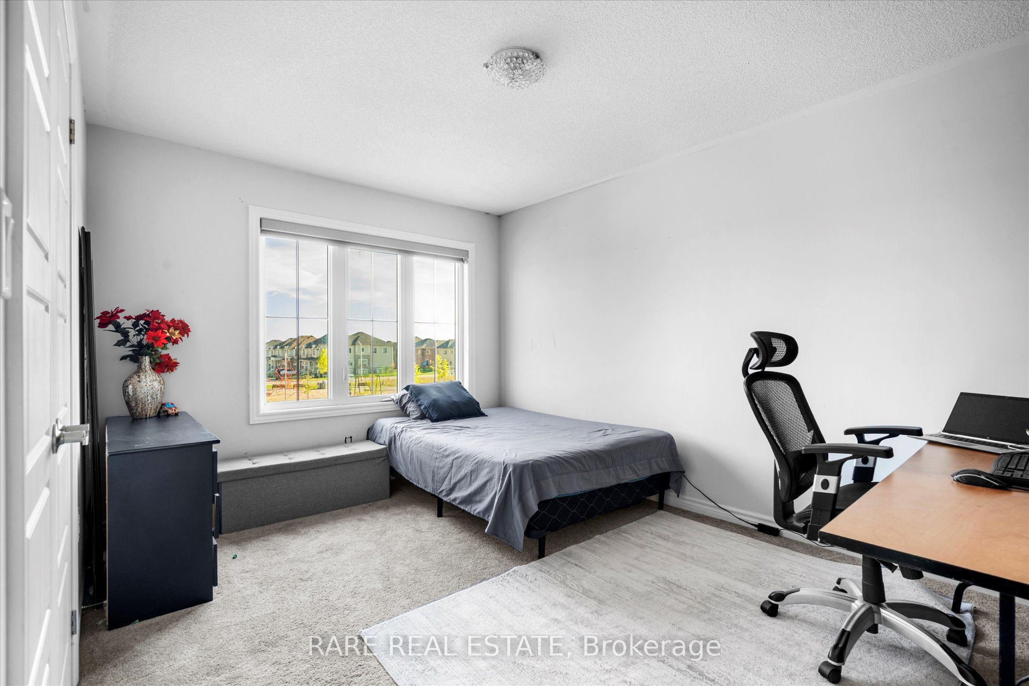 267 Fleetwood Drive Property Photo 16