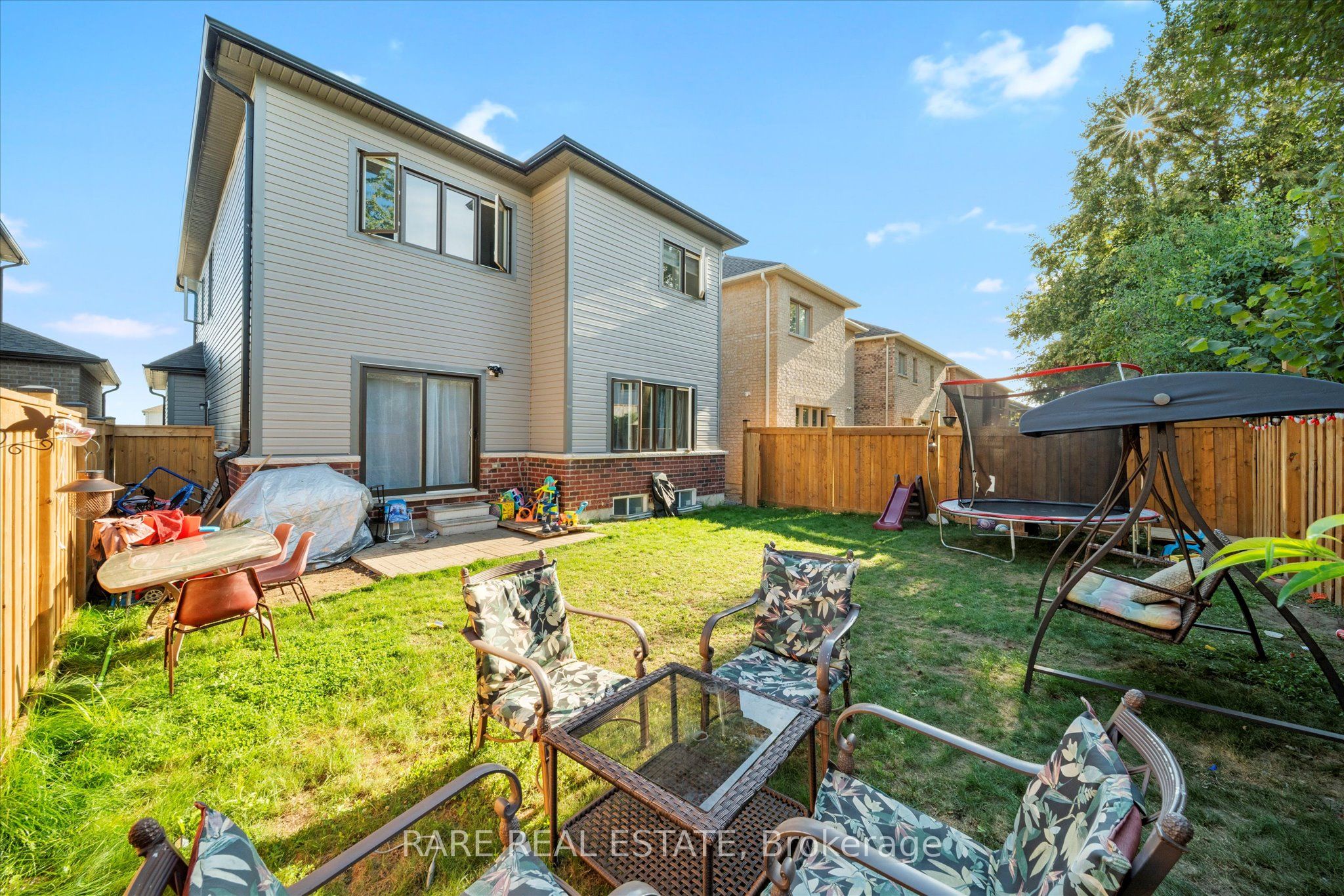 267 Fleetwood Drive Property Photo 27