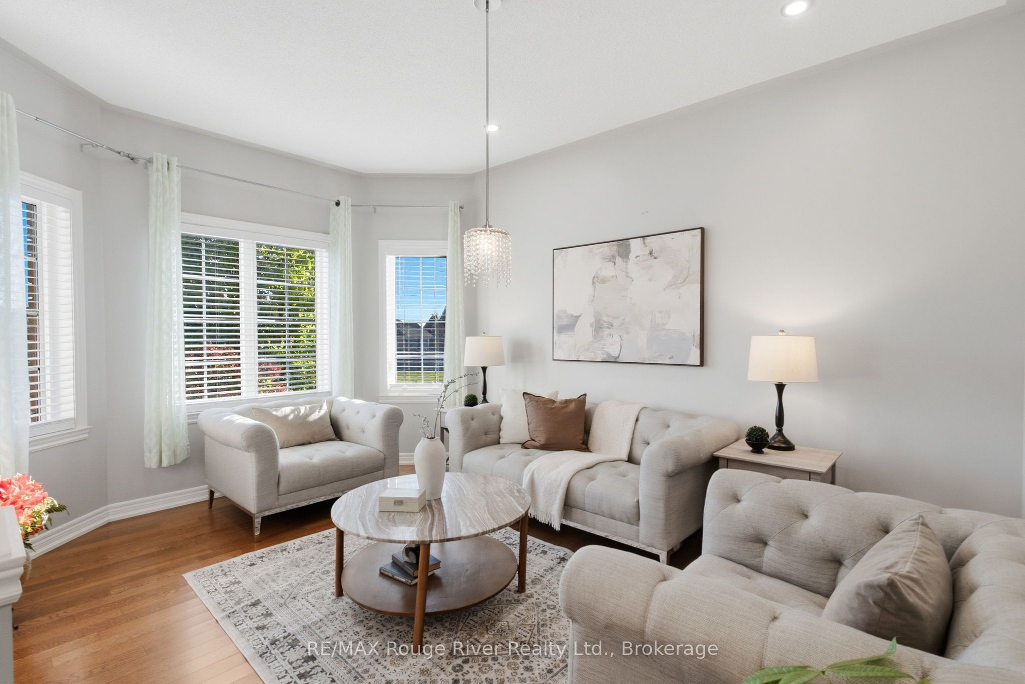 758 Coldstream Drive Property Photo 4