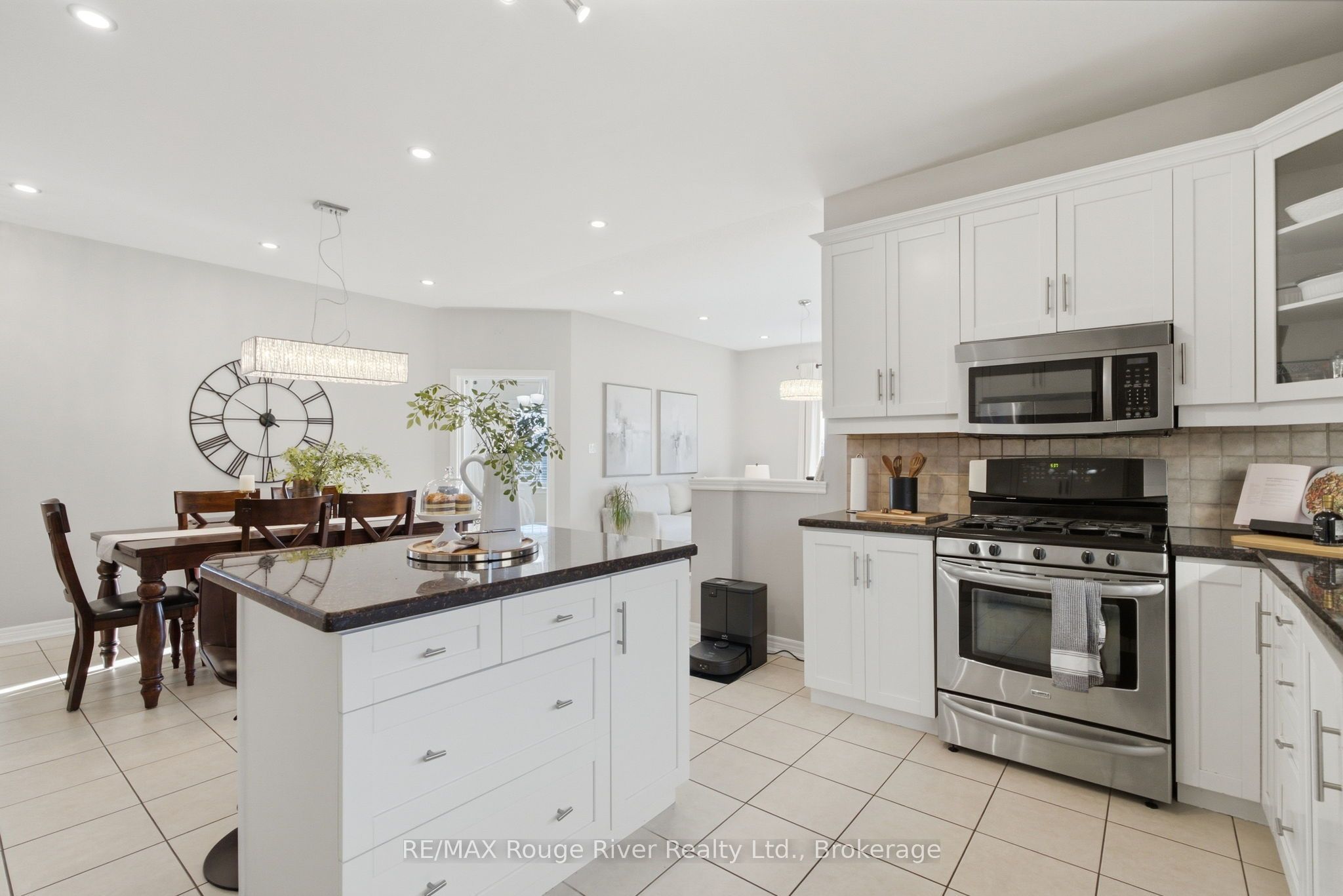 758 Coldstream Drive Property Photo 11
