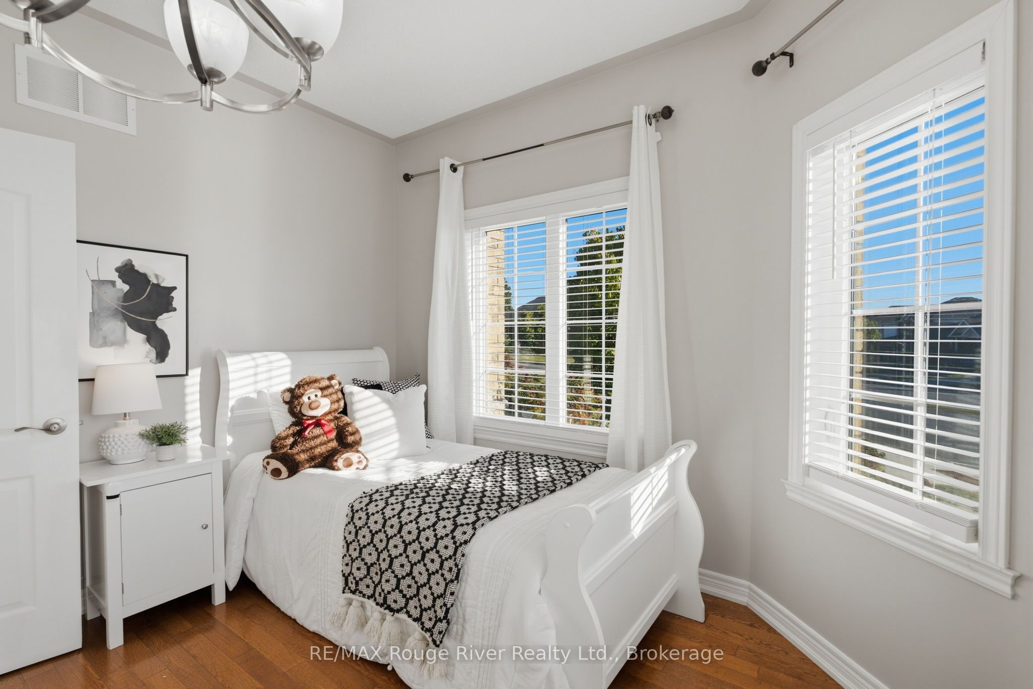 758 Coldstream Drive Property Photo 24