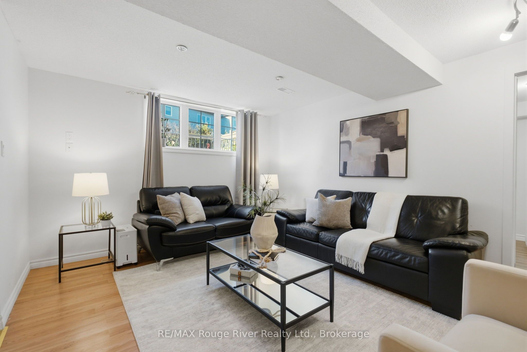 758 Coldstream Drive Property Photo 27