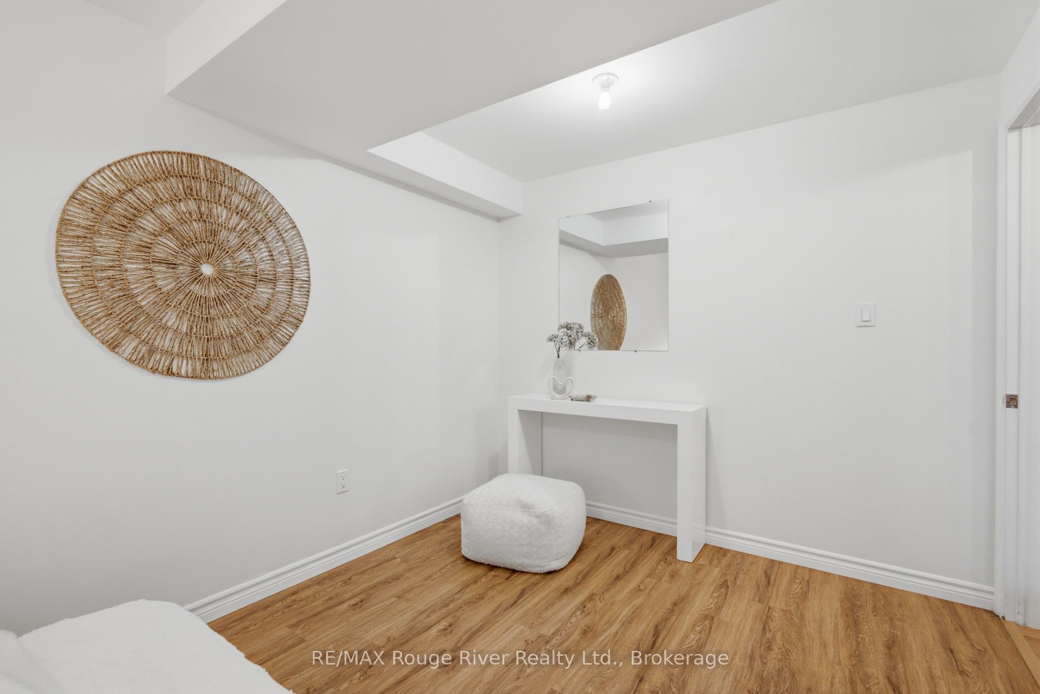 758 Coldstream Drive Property Photo 33