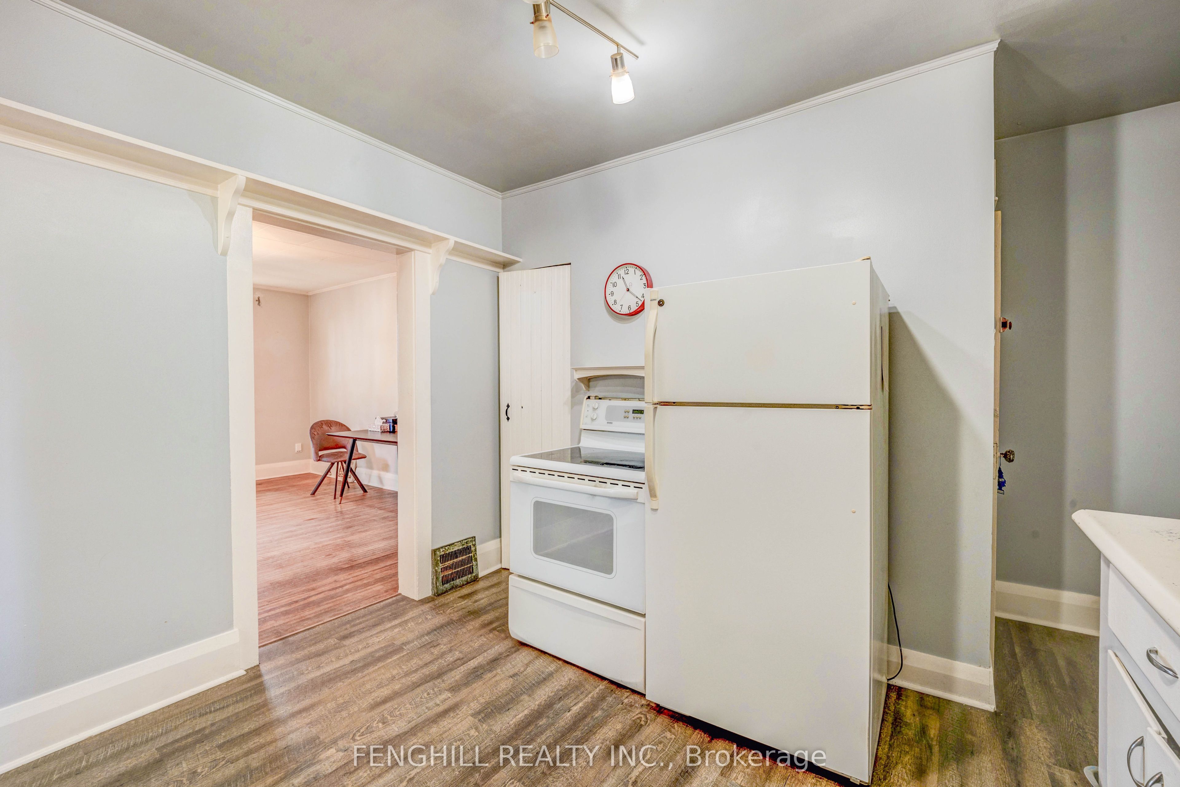 291 Morningside Avenue Property Photo 9