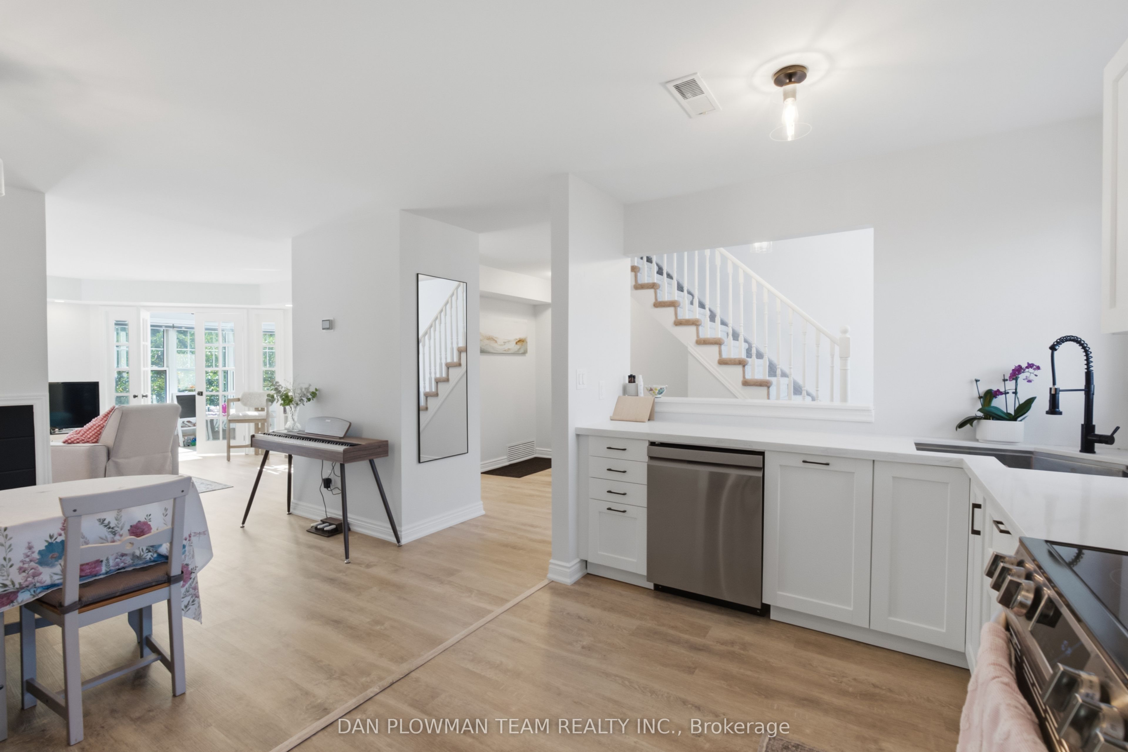 1661 Nash Road H11 - 76 Property Photo 10