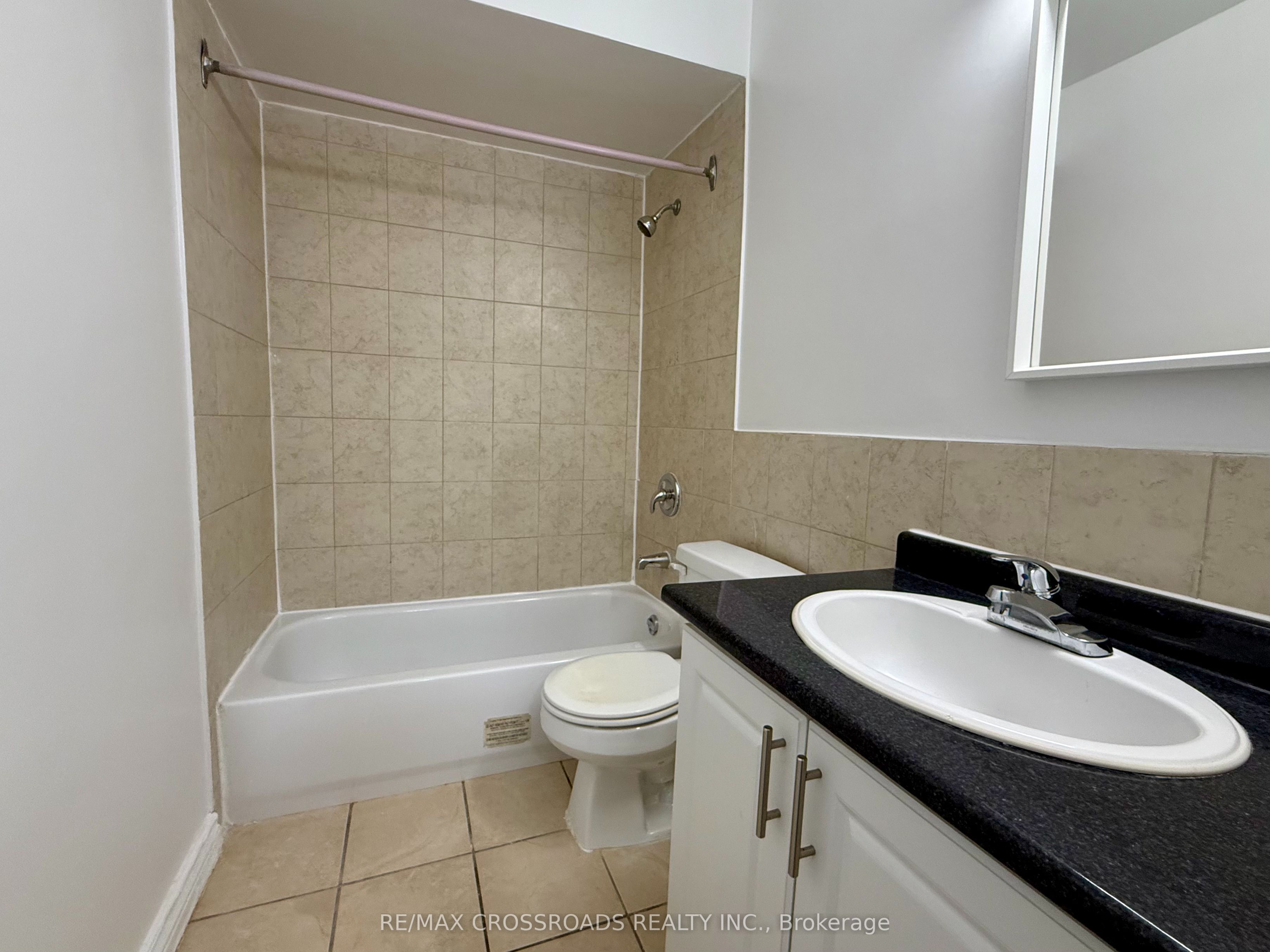 1181 Ellesmere Road 203 Property Photo 12