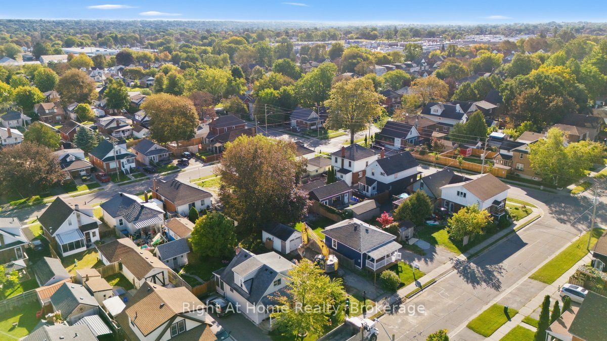 349 Kingsdale Avenue Property Photo 26