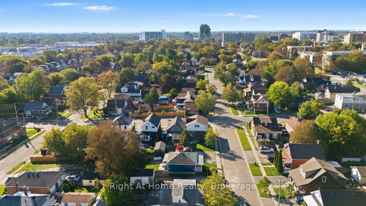 349 Kingsdale Avenue Property Photo 29
