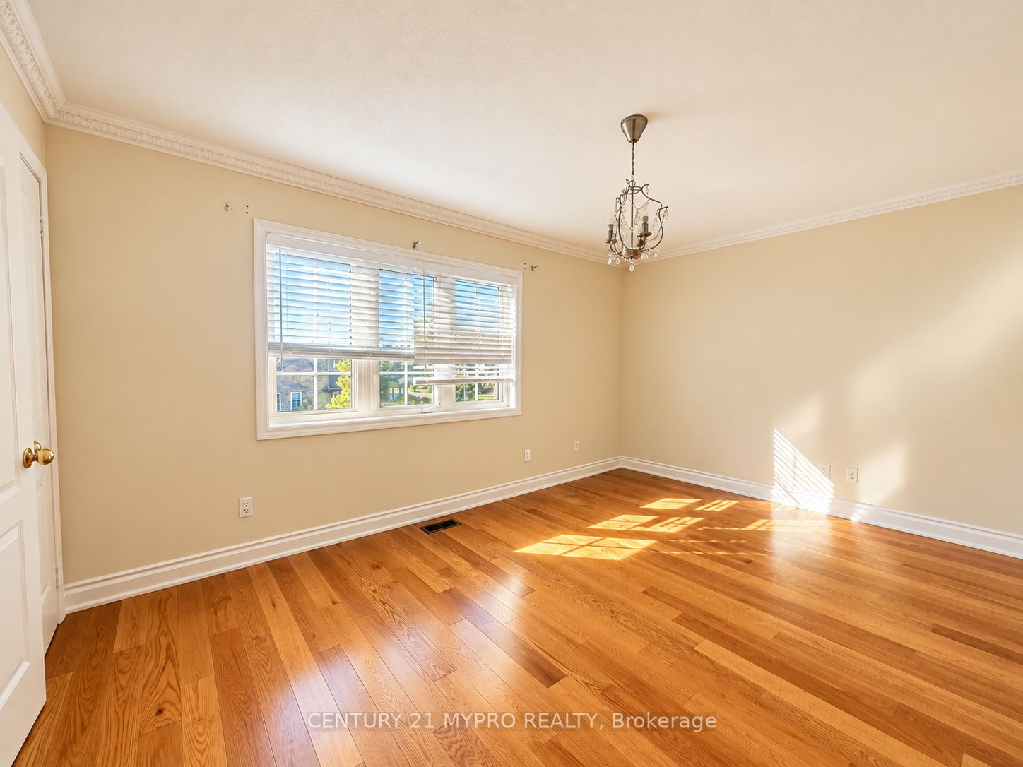 178 Stonemanor Avenue Property Photo 7