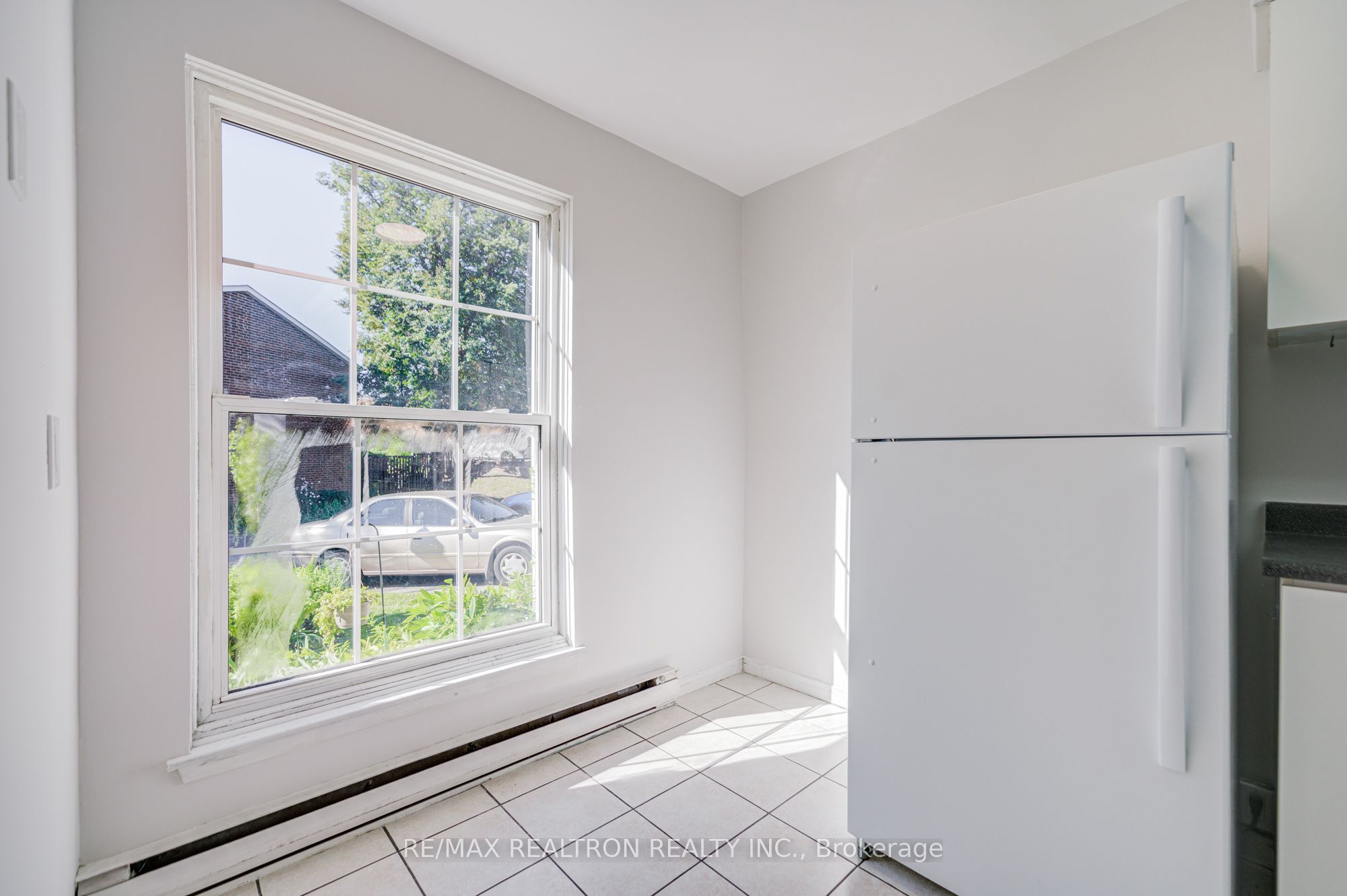2550 Birchmount Road 20 Property Photo 16