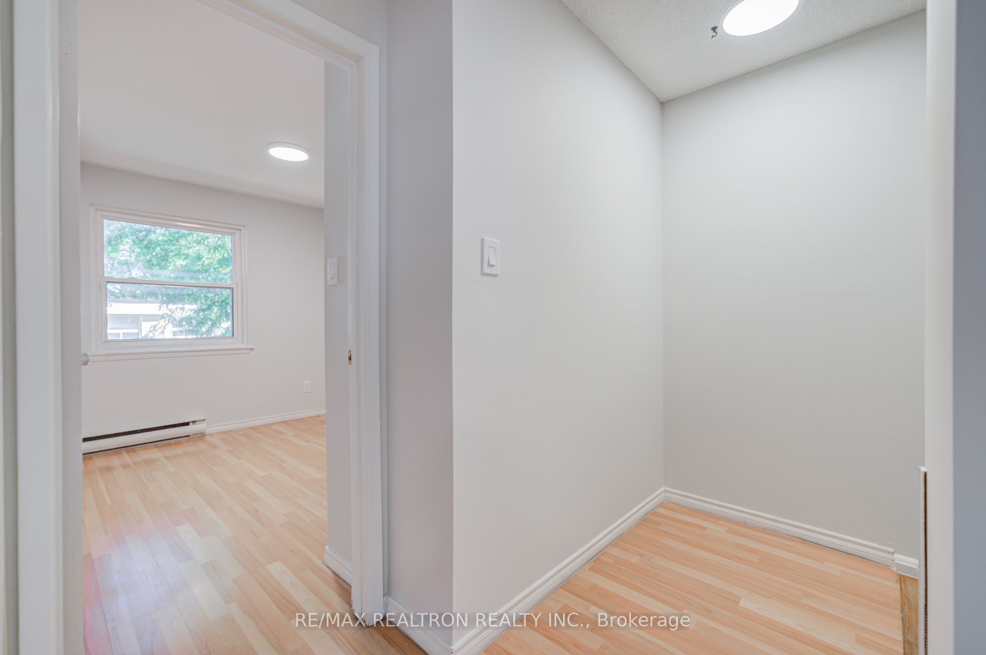 2550 Birchmount Road 20 Property Photo 17