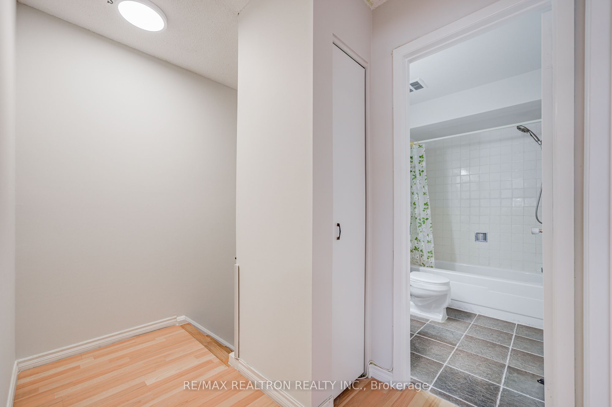 2550 Birchmount Road 20 Property Photo 22