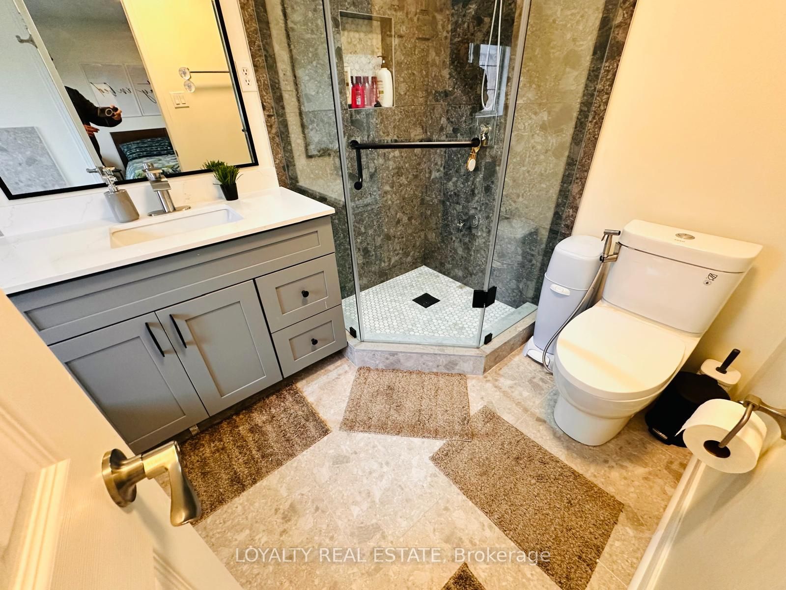 28 Thorp Crescent Property Photo 31