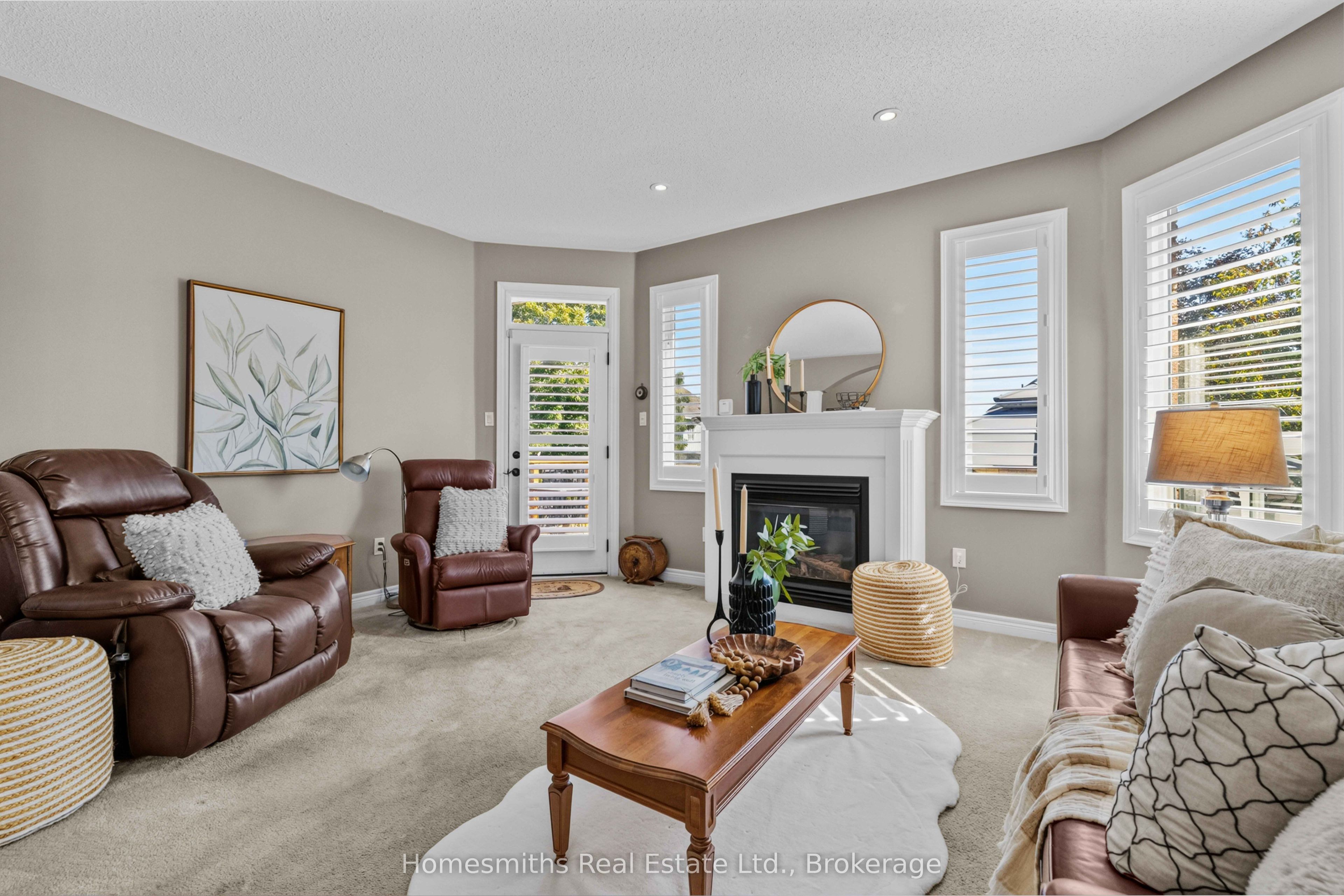 461 King Avenue E Property Photo 14