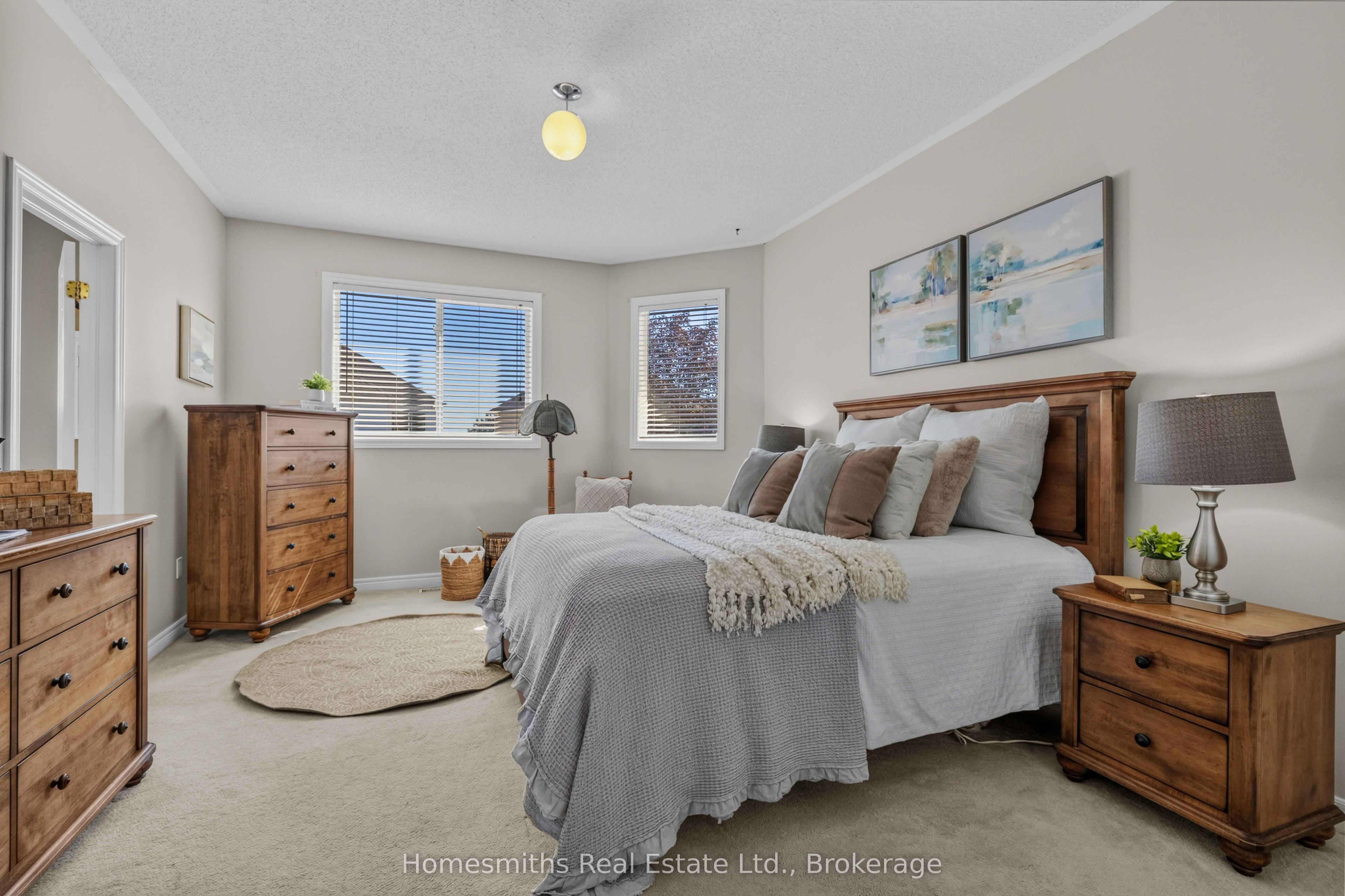 461 King Avenue E Property Photo 18